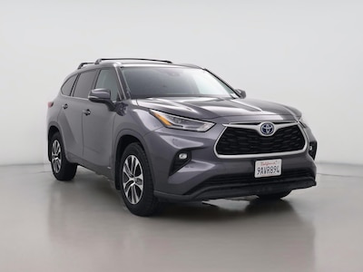 2022 Toyota Highlander XLE -
                Burbank, CA