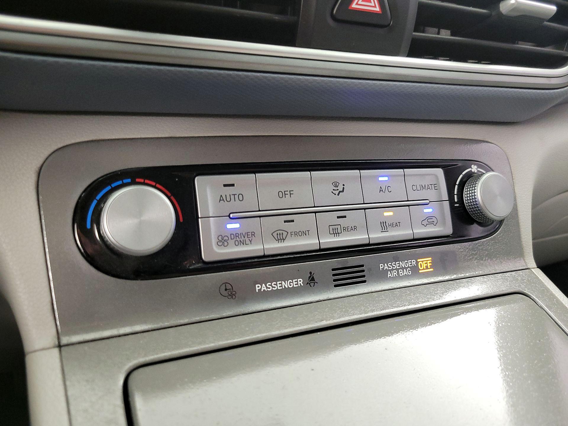 Thumbnail: 2021 Hyundai Kona - 17