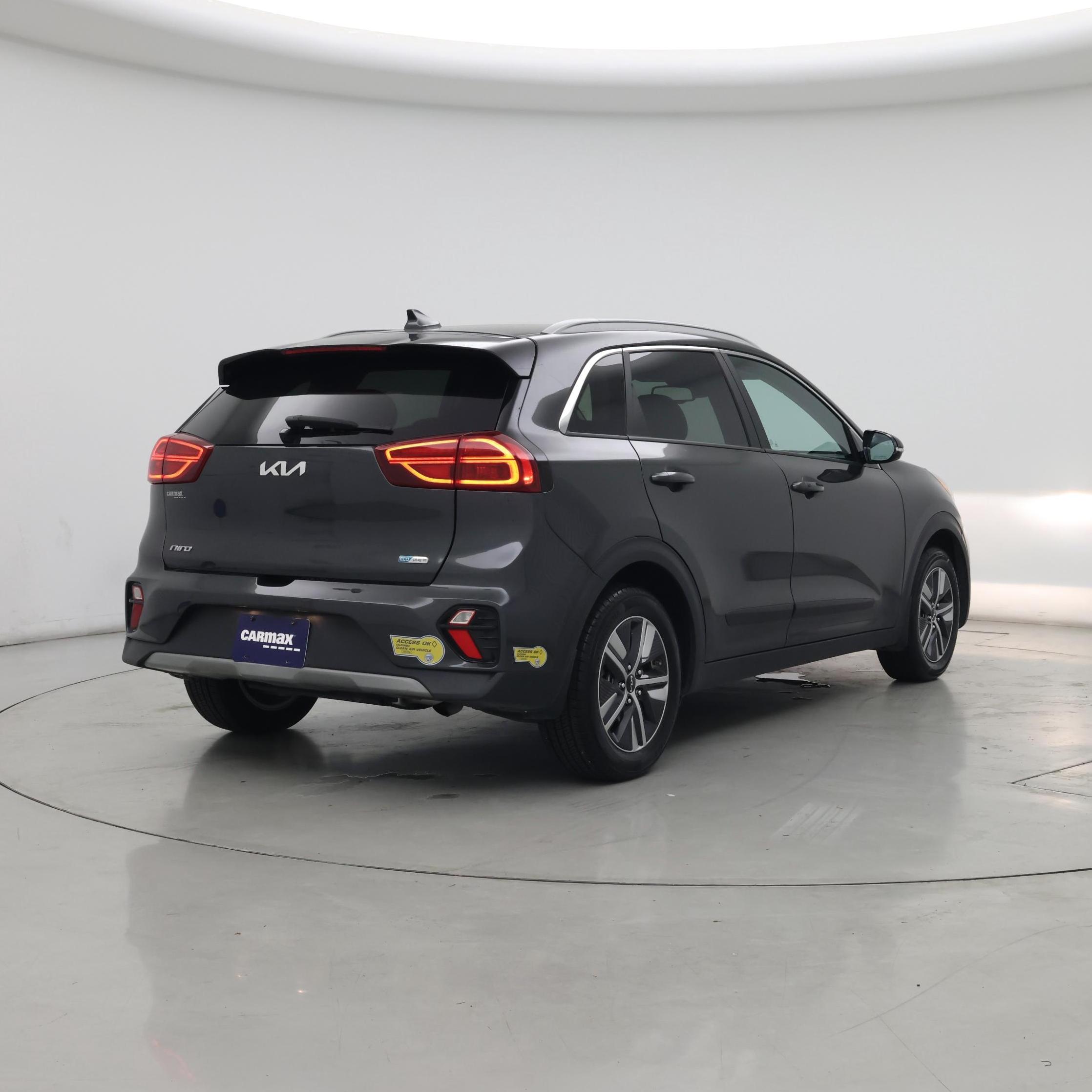 Thumbnail: 2022 Kia Niro - 8