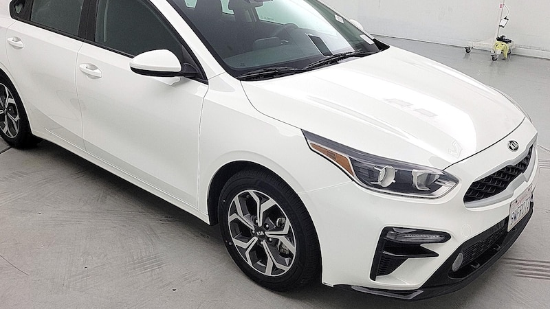 2021 Kia Forte LXS Hero Image