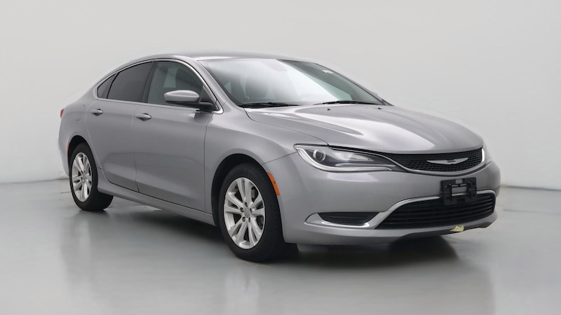 2016 Chrysler 200 Limited Hero Image