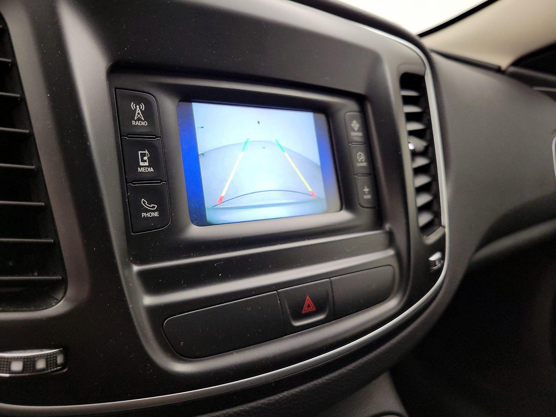 Thumbnail: 2016 Chrysler 200 - 14