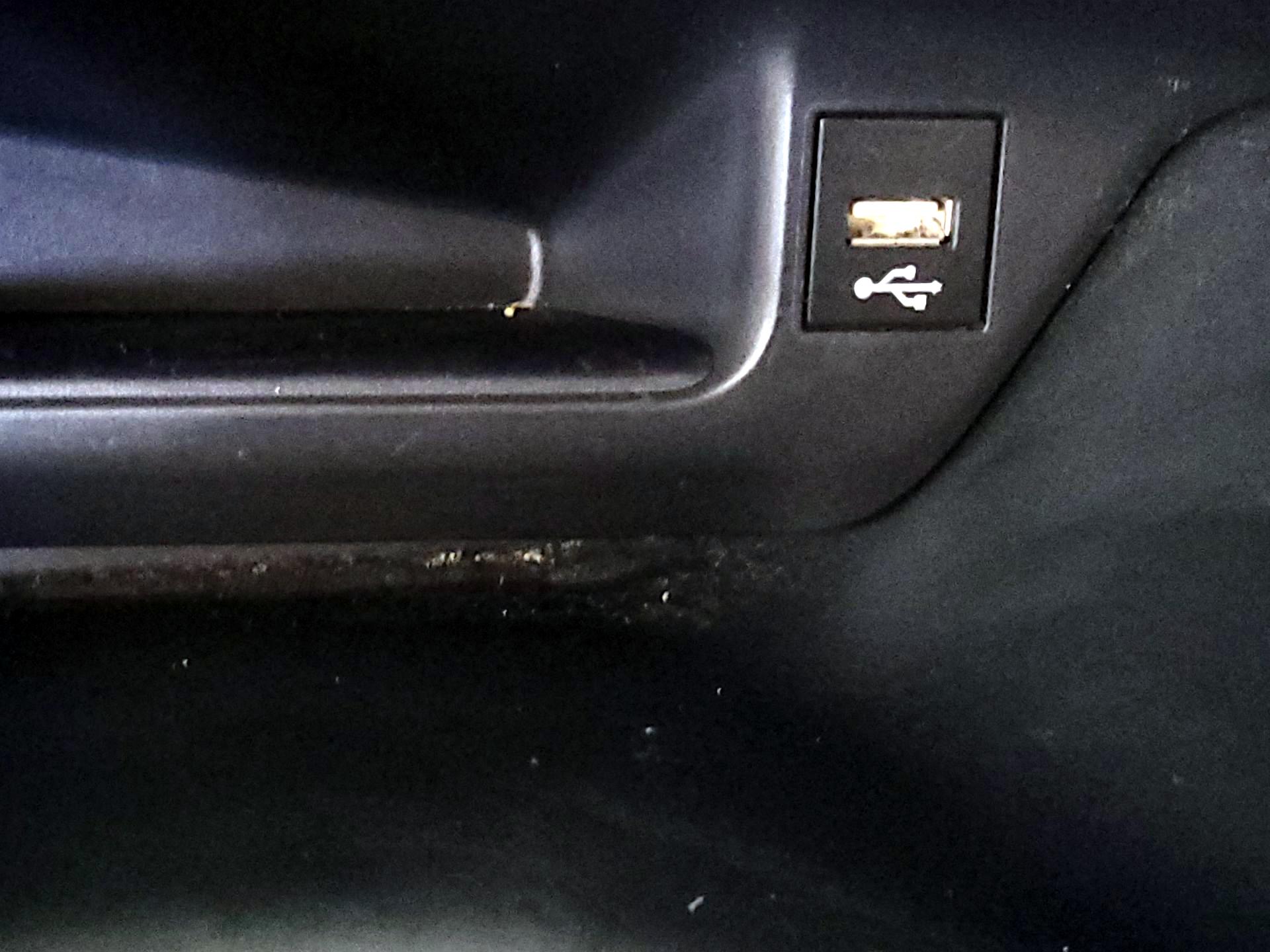 Thumbnail: 2021 Toyota C-HR - 18