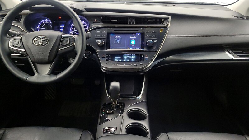 2016 Toyota Avalon XLE 9