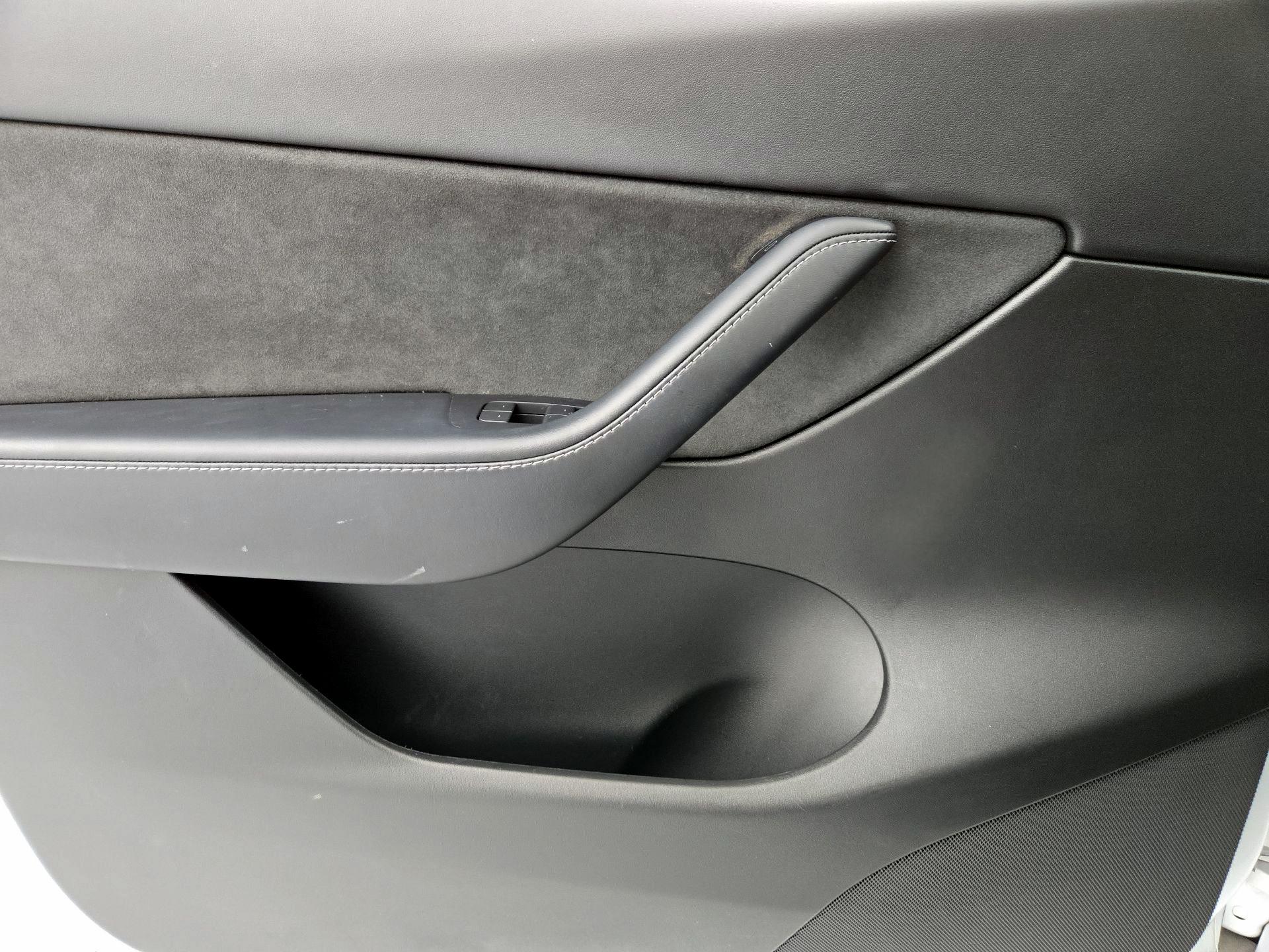 Thumbnail: 2021 Tesla Model Y - 12