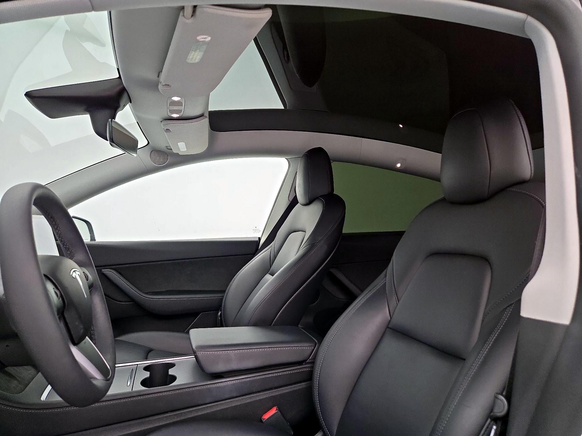 Thumbnail: 2021 Tesla Model Y - 18