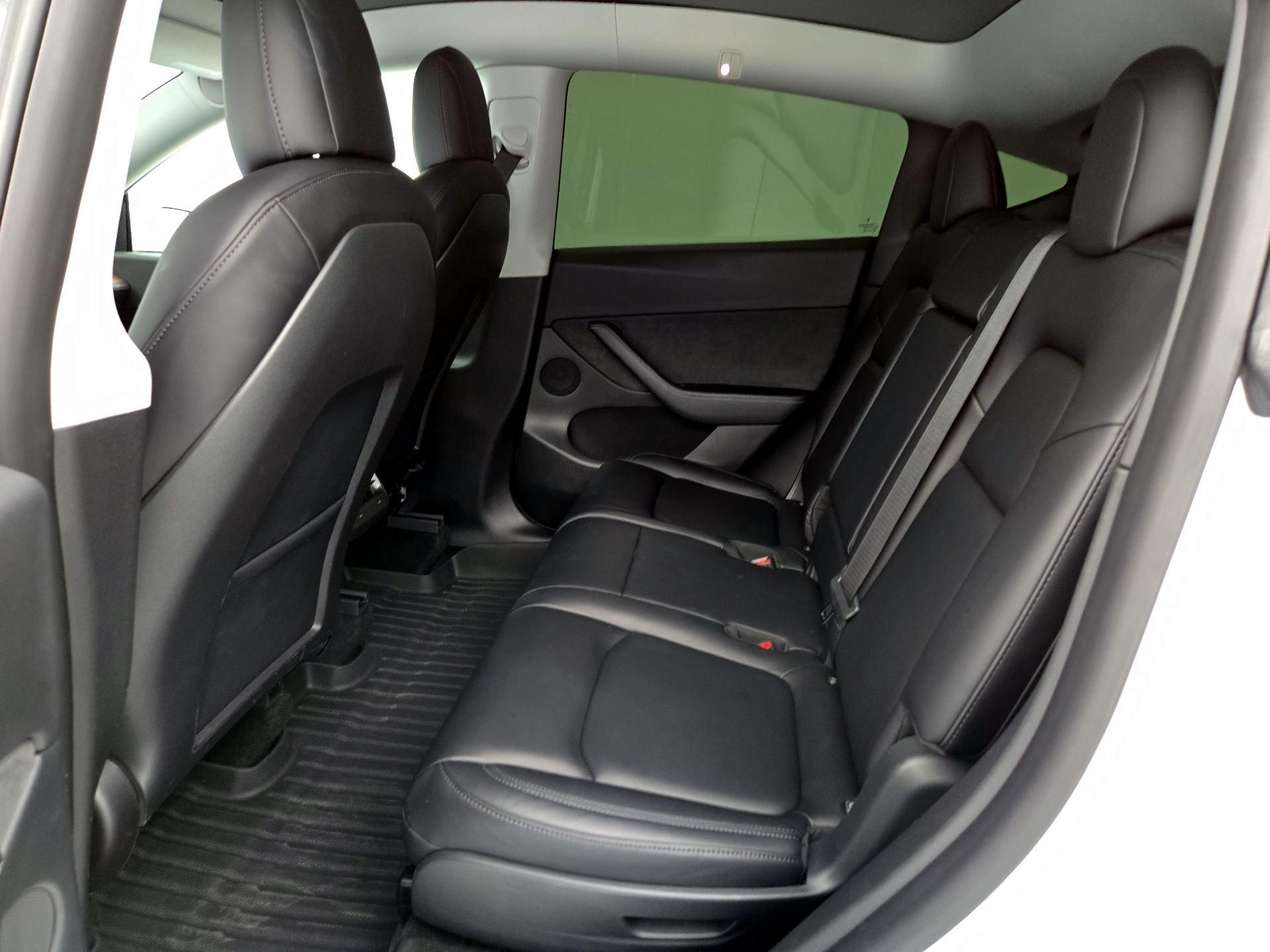 Thumbnail: 2021 Tesla Model Y - 19