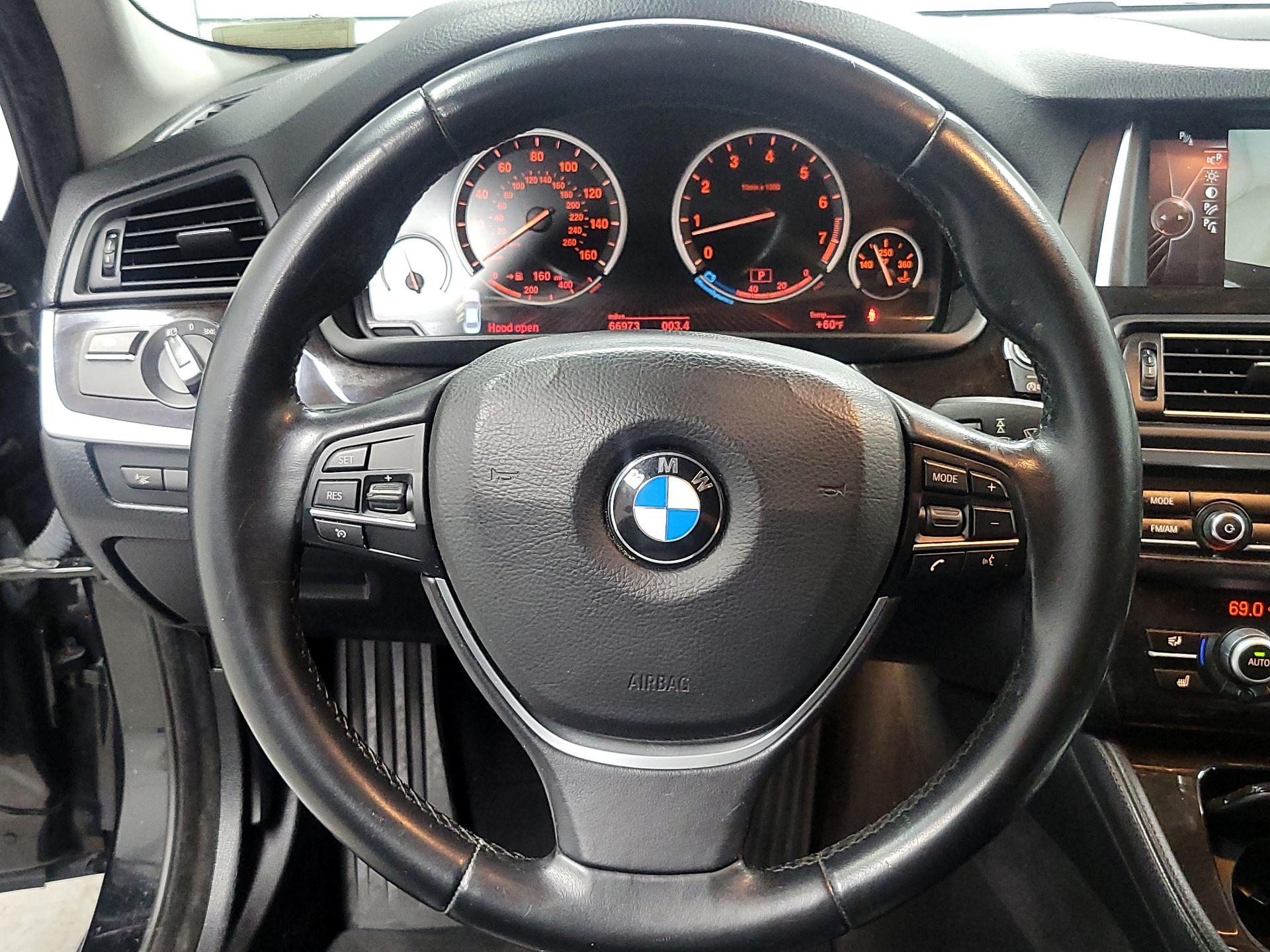 Thumbnail: 2015 BMW 5 Series - 10