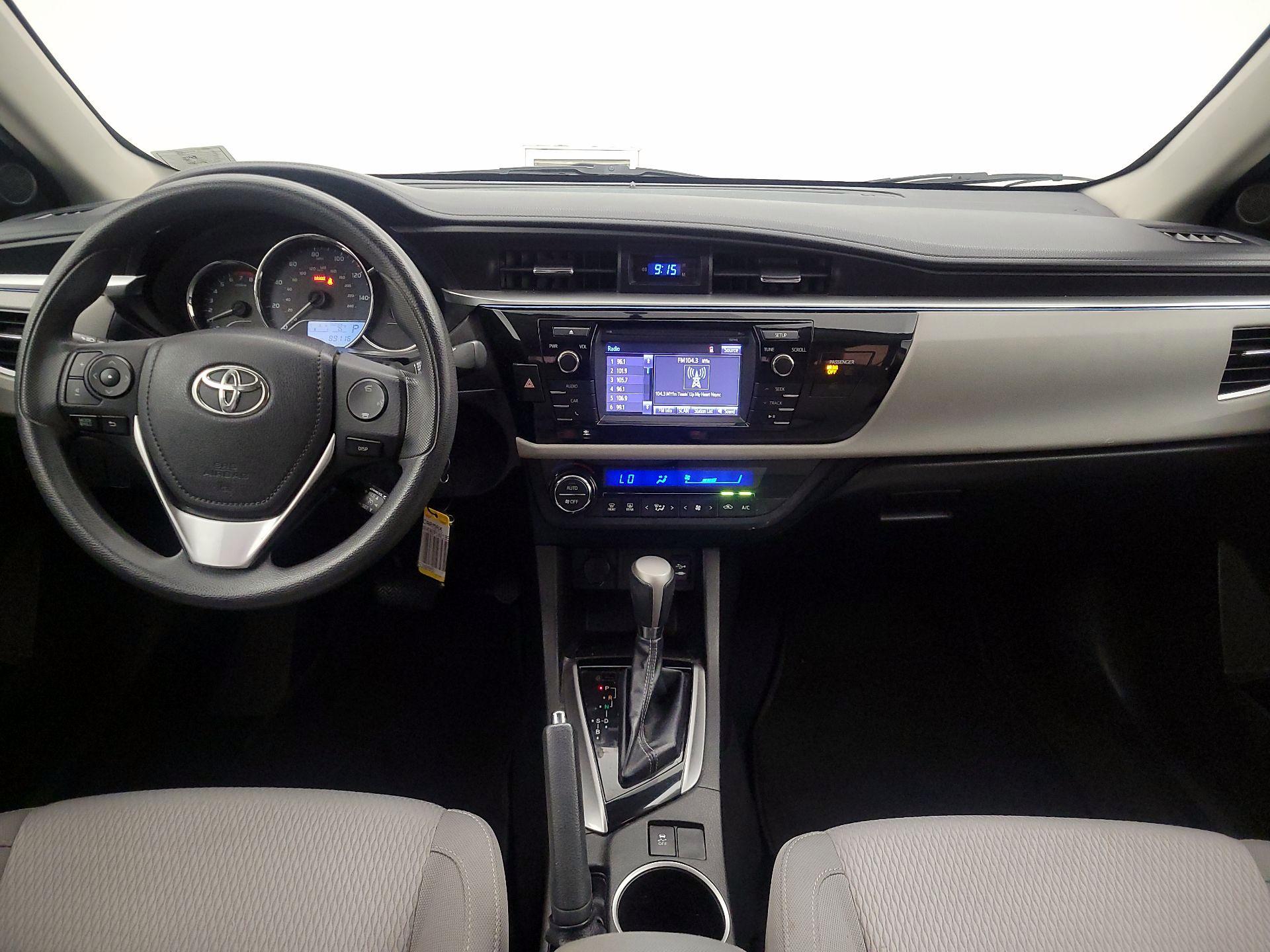 Thumbnail: 2014 Toyota Corolla - 9