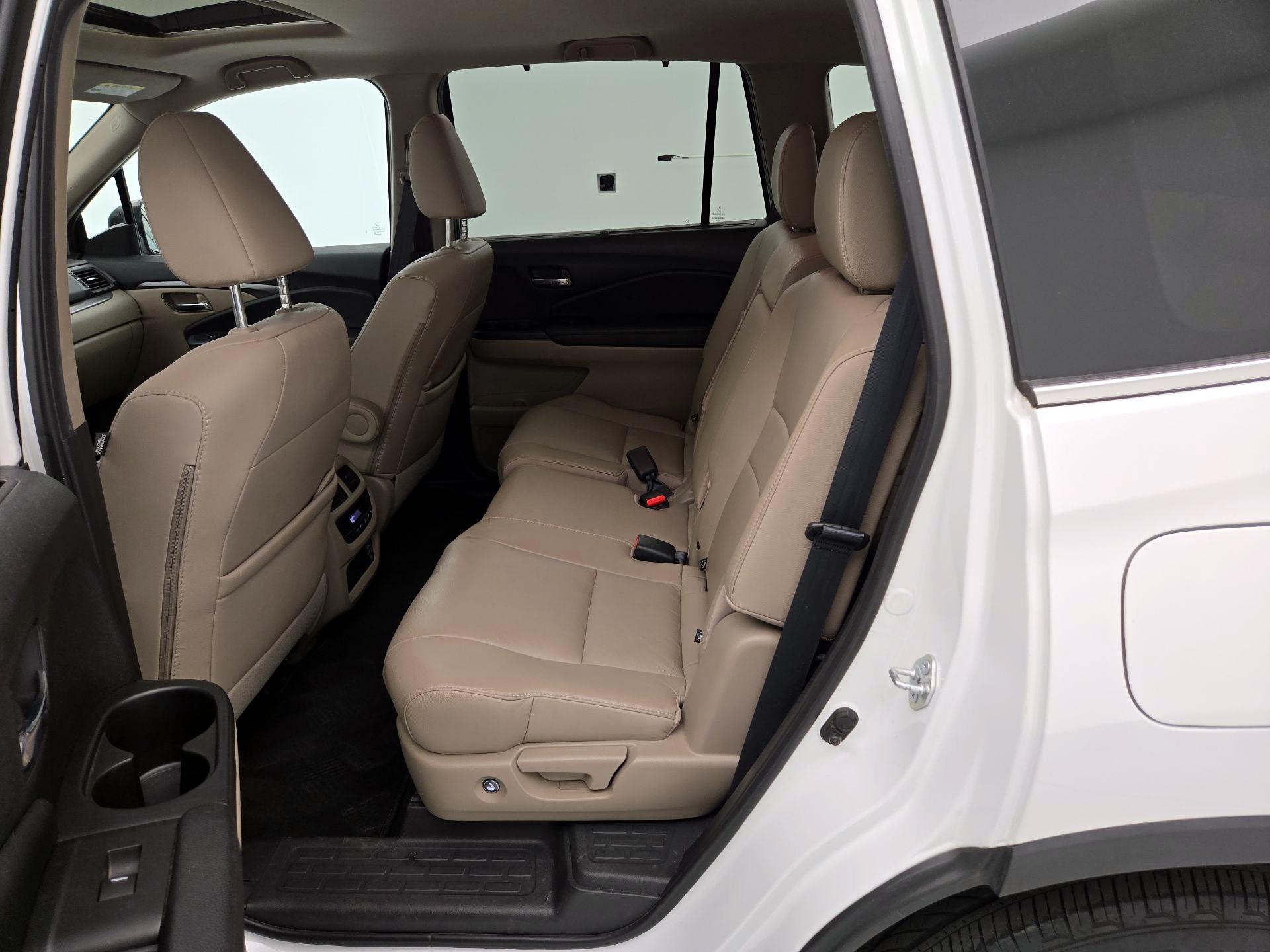 Thumbnail: 2021 Honda Pilot - 20