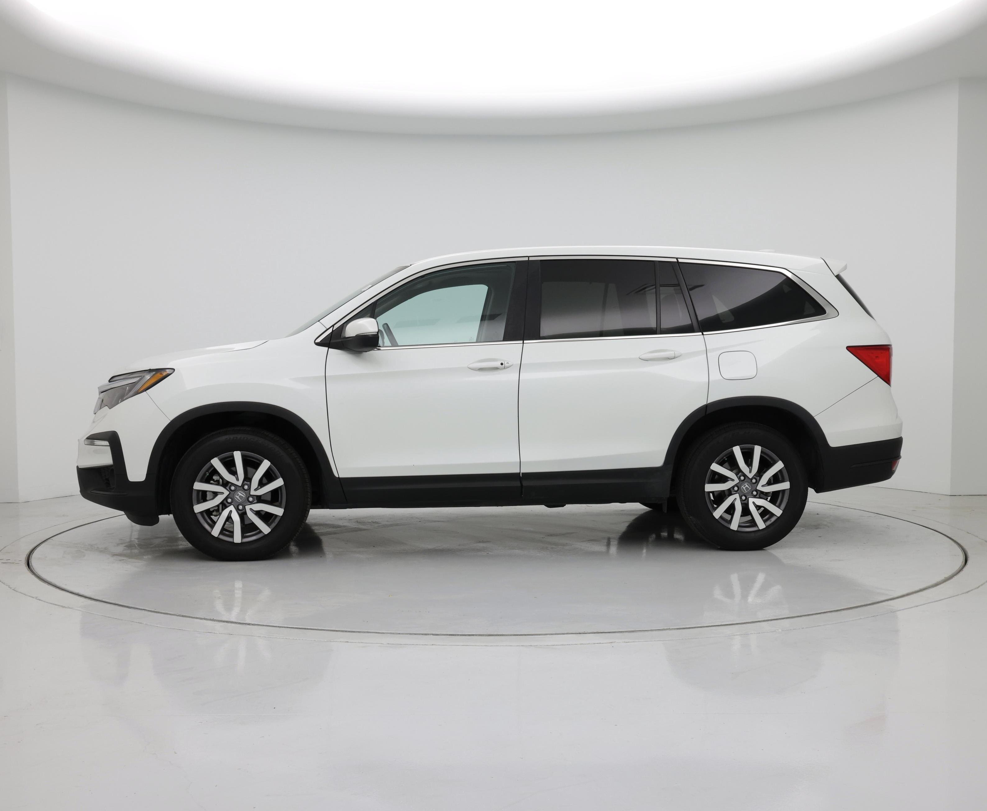 Thumbnail: 2021 Honda Pilot - 3