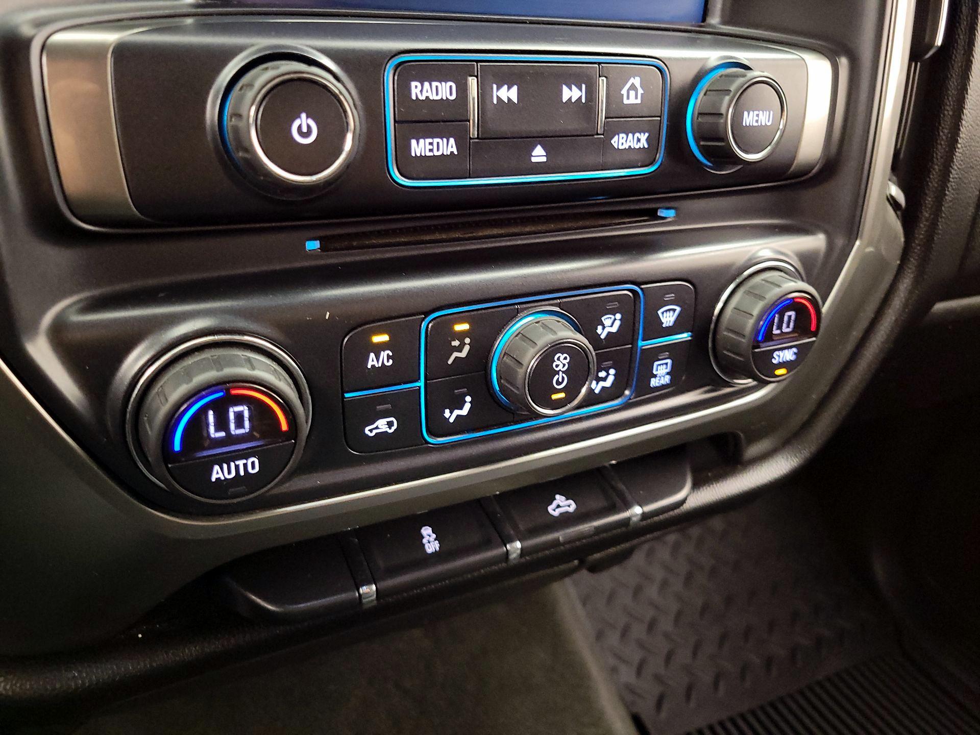 Thumbnail: 2018 Chevrolet Silverado 1500 - 16