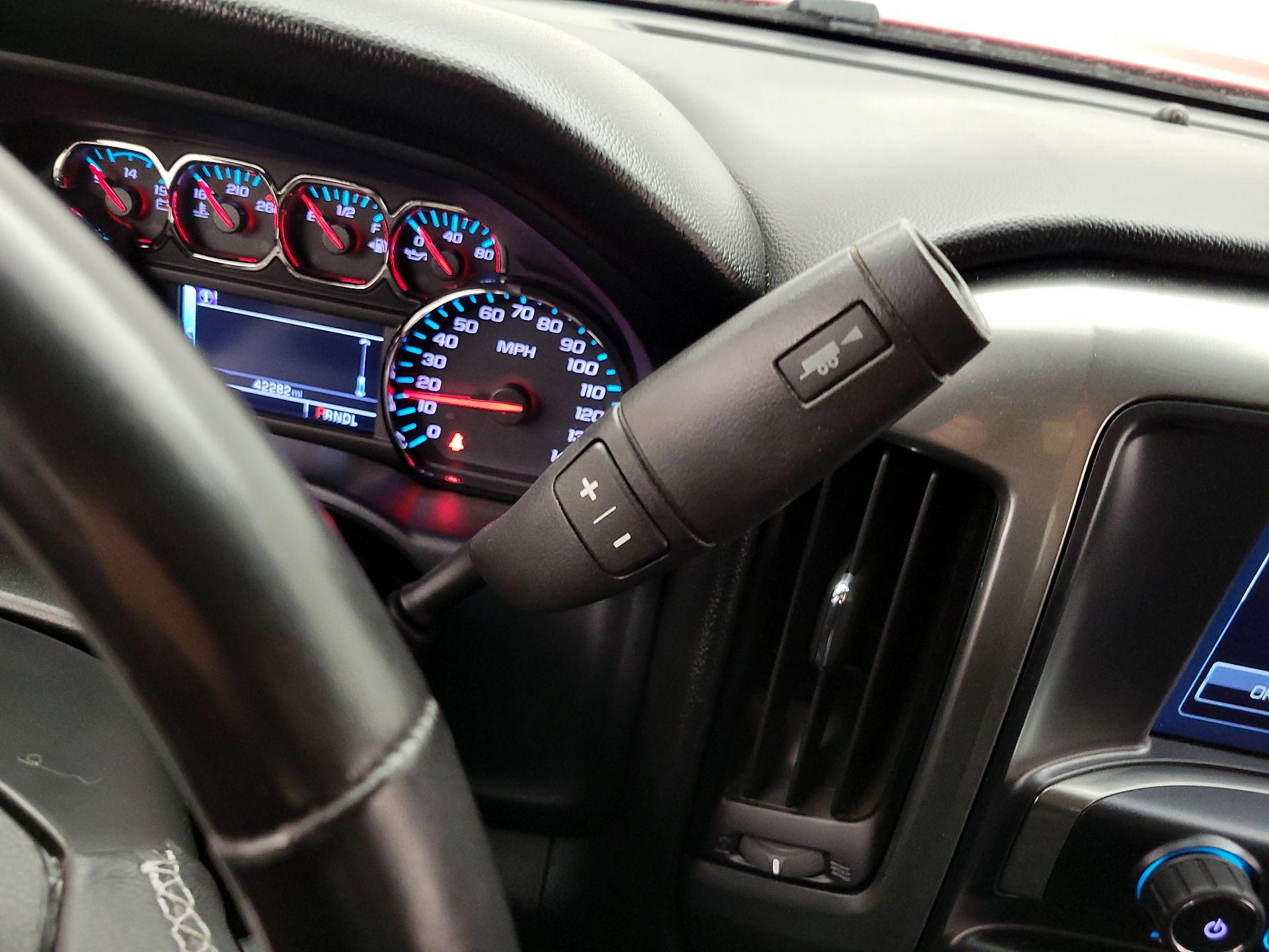 Thumbnail: 2018 Chevrolet Silverado 1500 - 17
