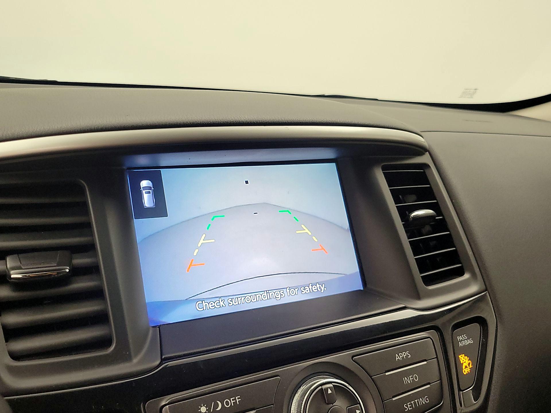 Thumbnail: 2019 Nissan Pathfinder - 14