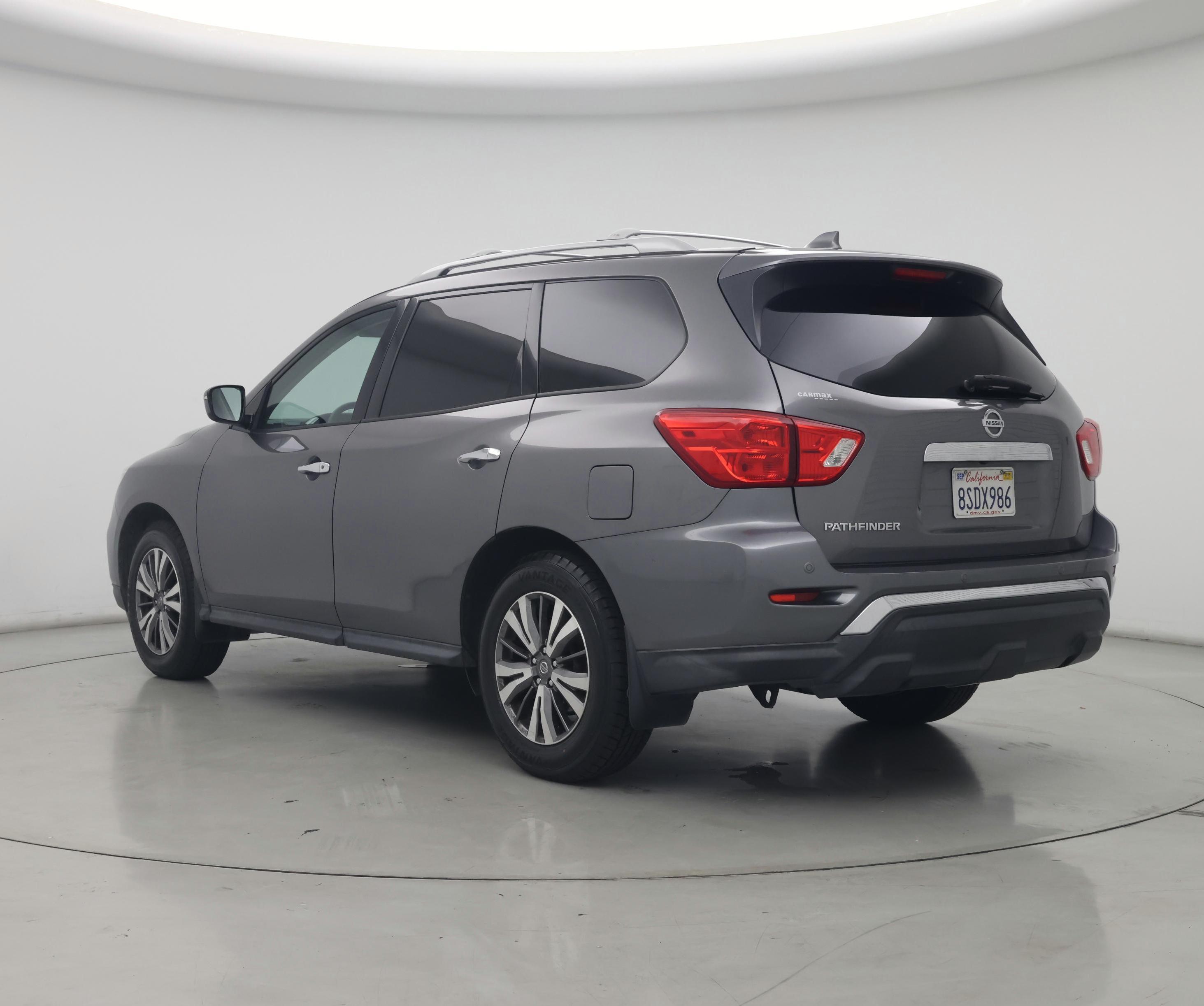 Thumbnail: 2019 Nissan Pathfinder - 2