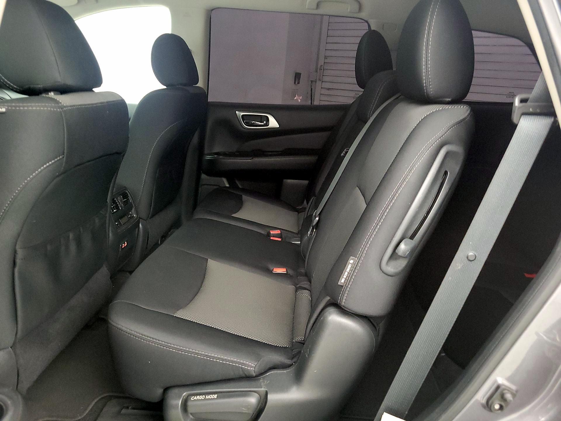 Thumbnail: 2019 Nissan Pathfinder - 19