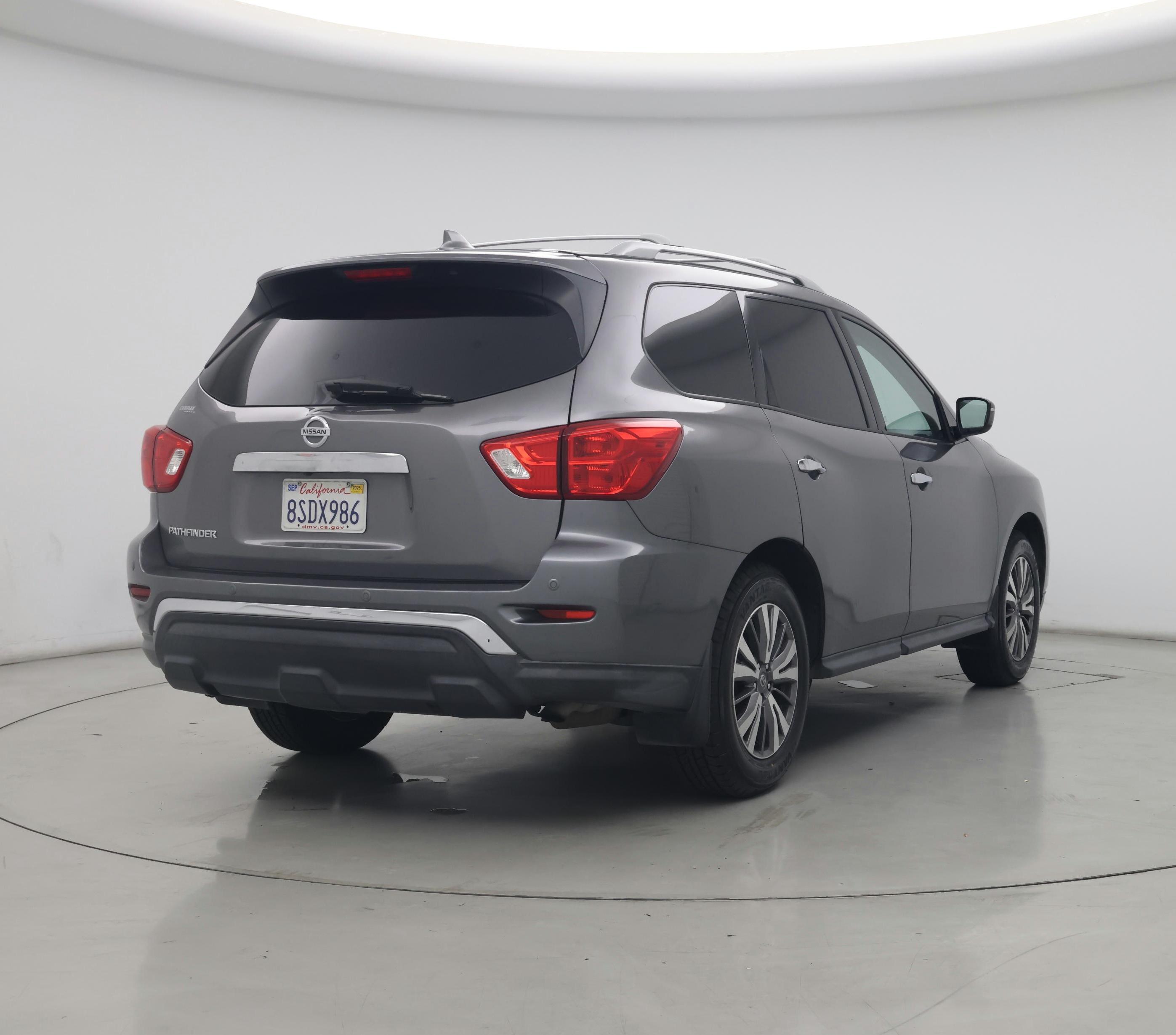 Thumbnail: 2019 Nissan Pathfinder - 8