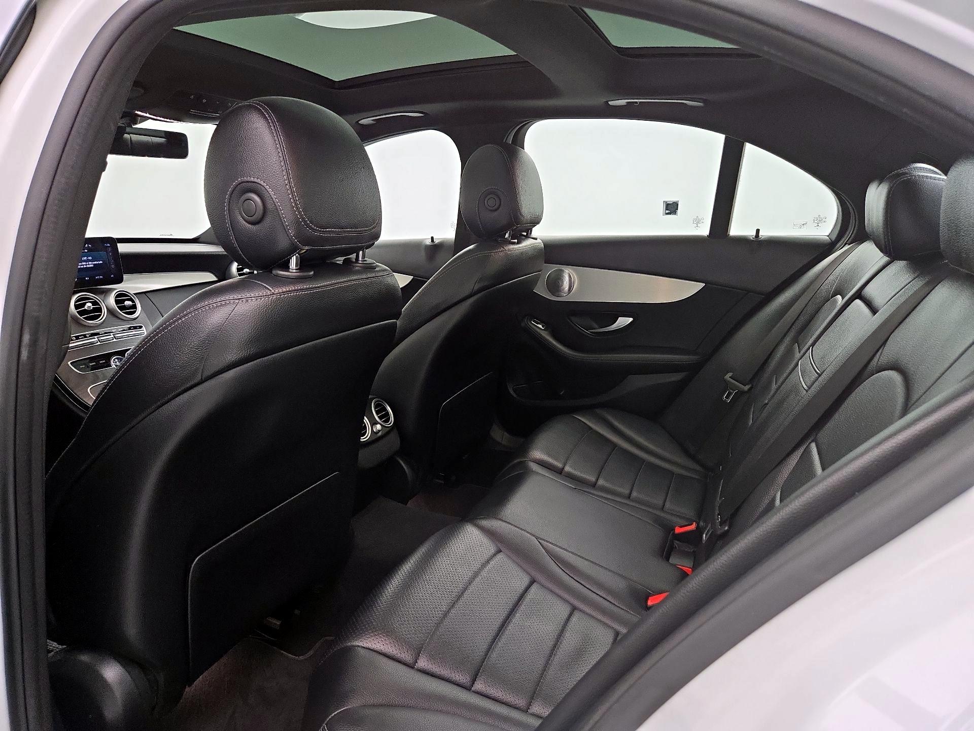 Thumbnail: 2021 Mercedes-Benz C-Class - 20