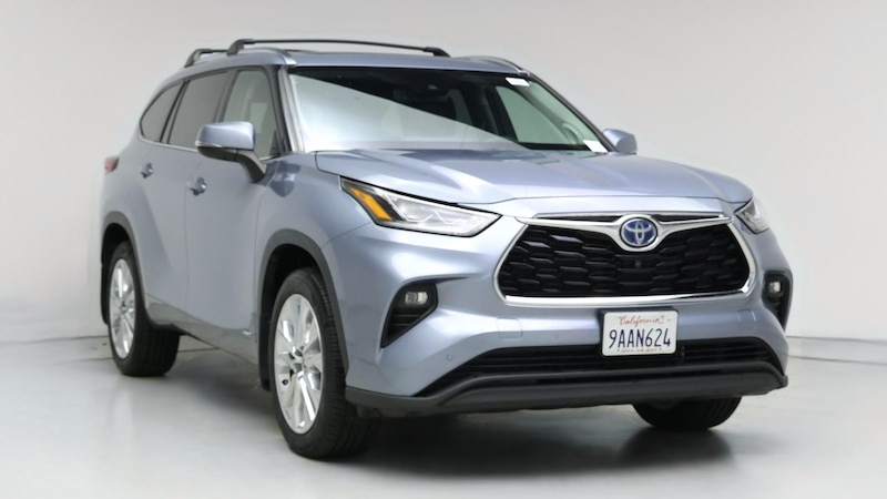 2022 Toyota Highlander Limited Hero Image