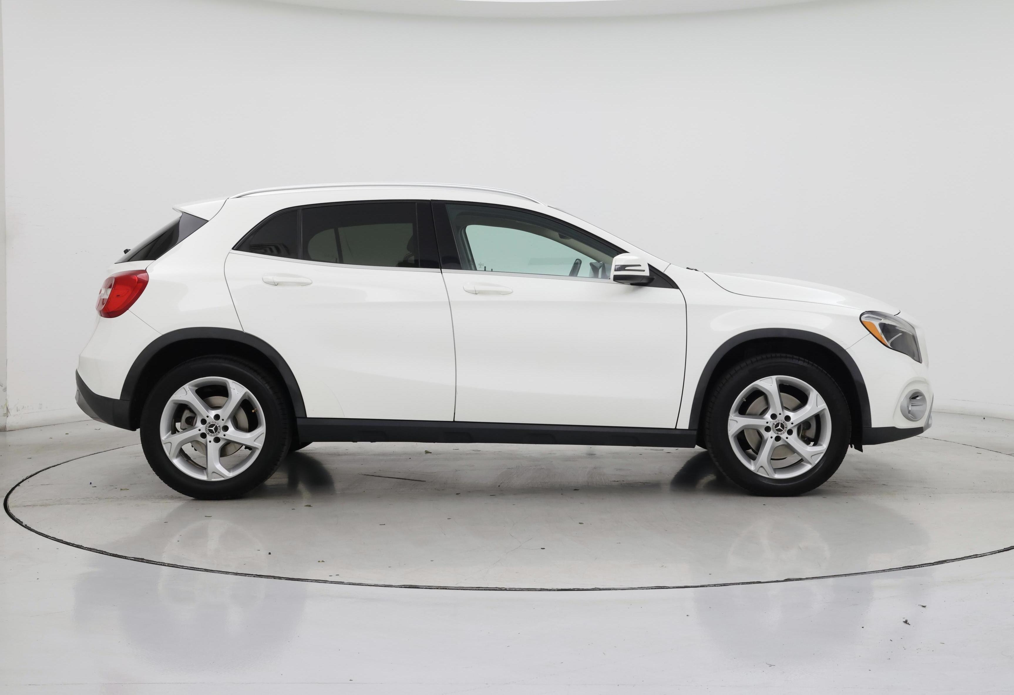 Thumbnail: 2019 Mercedes-Benz GLA - 7
