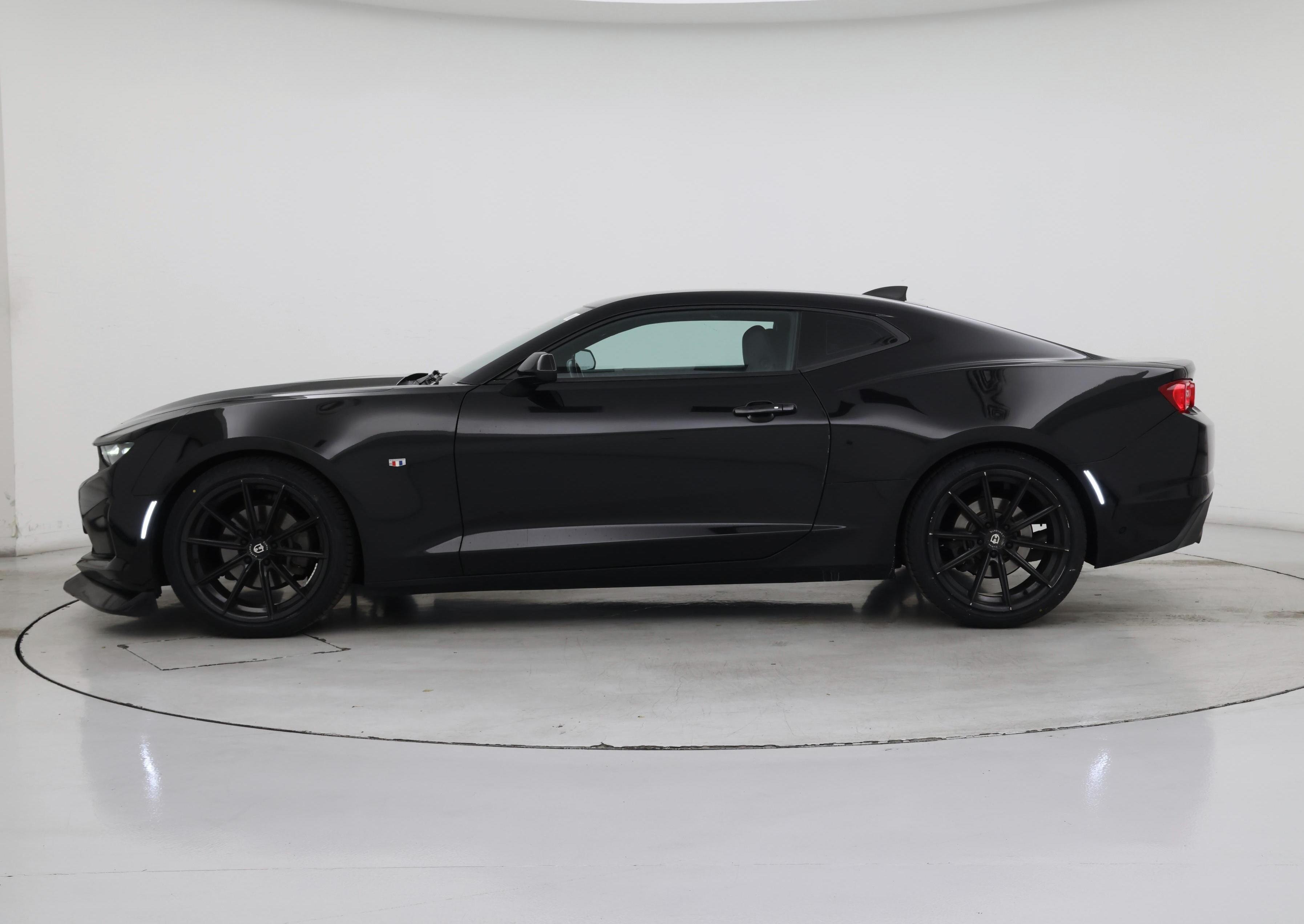 Thumbnail: 2019 Chevrolet Camaro - 3