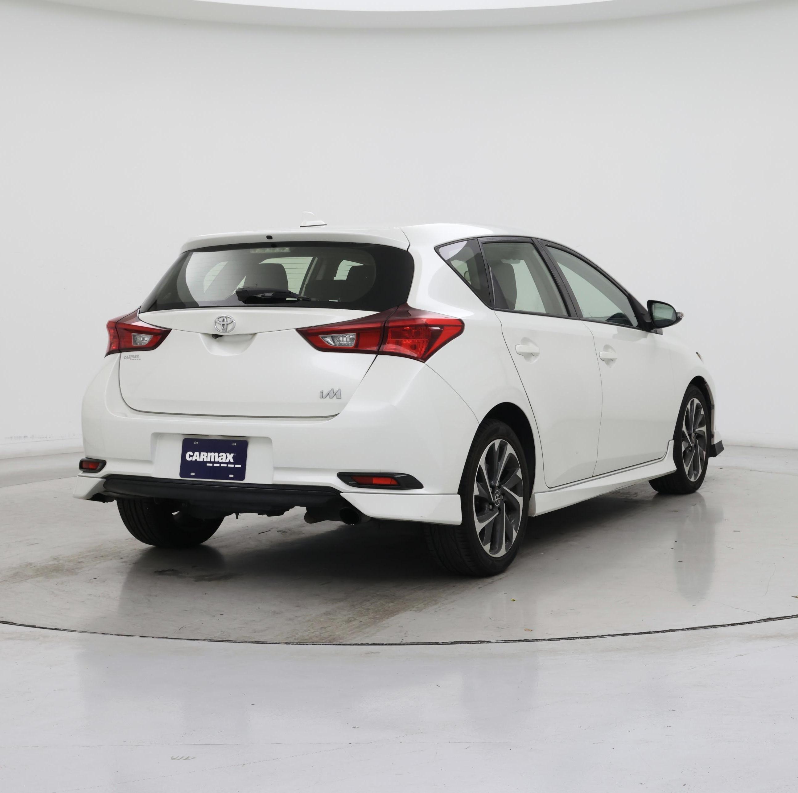 Thumbnail: 2017 Toyota Corolla iM - 8