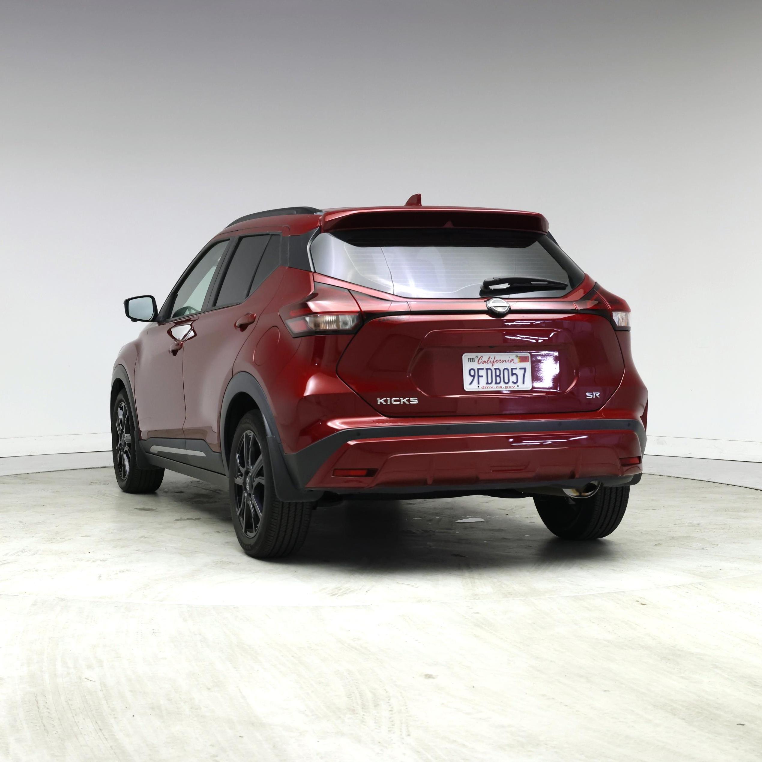 Thumbnail: 2023 Nissan Kicks - 2