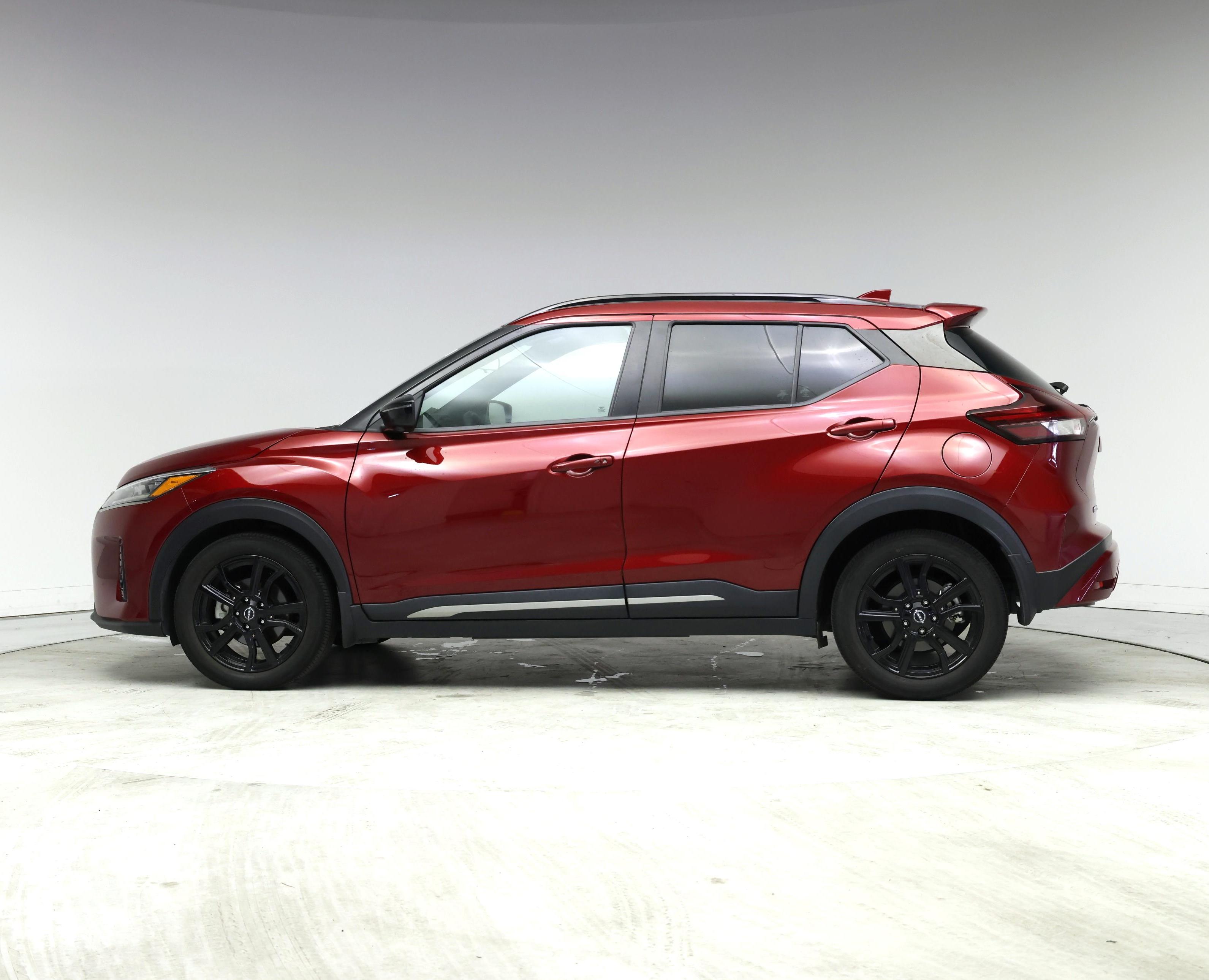 Thumbnail: 2023 Nissan Kicks - 3