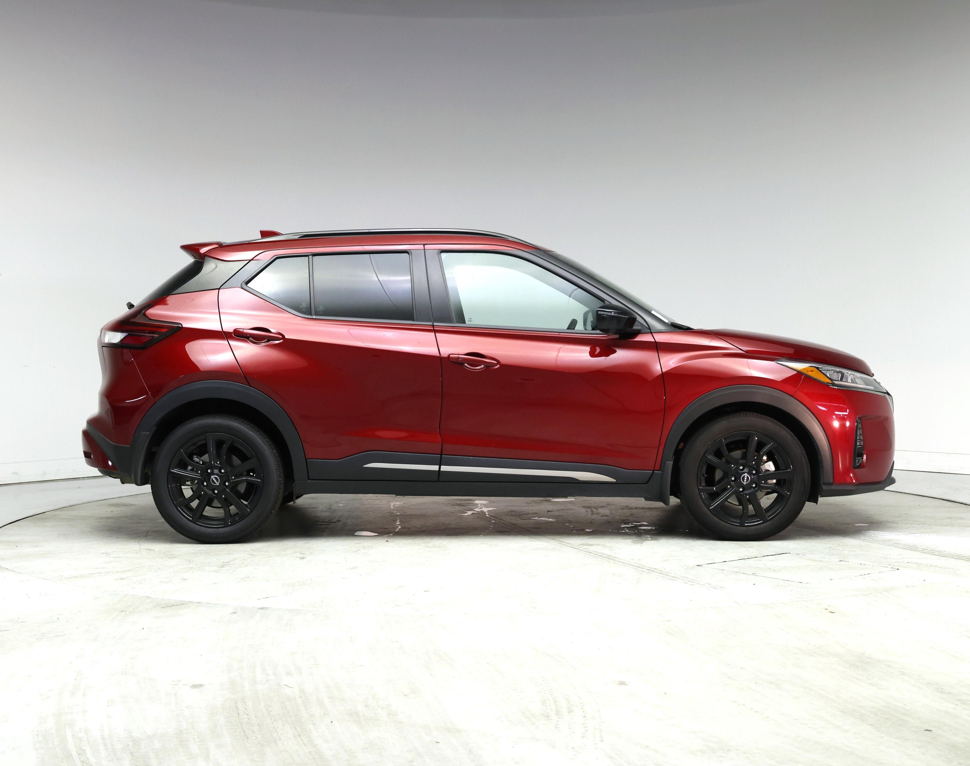 Thumbnail: 2023 Nissan Kicks - 7