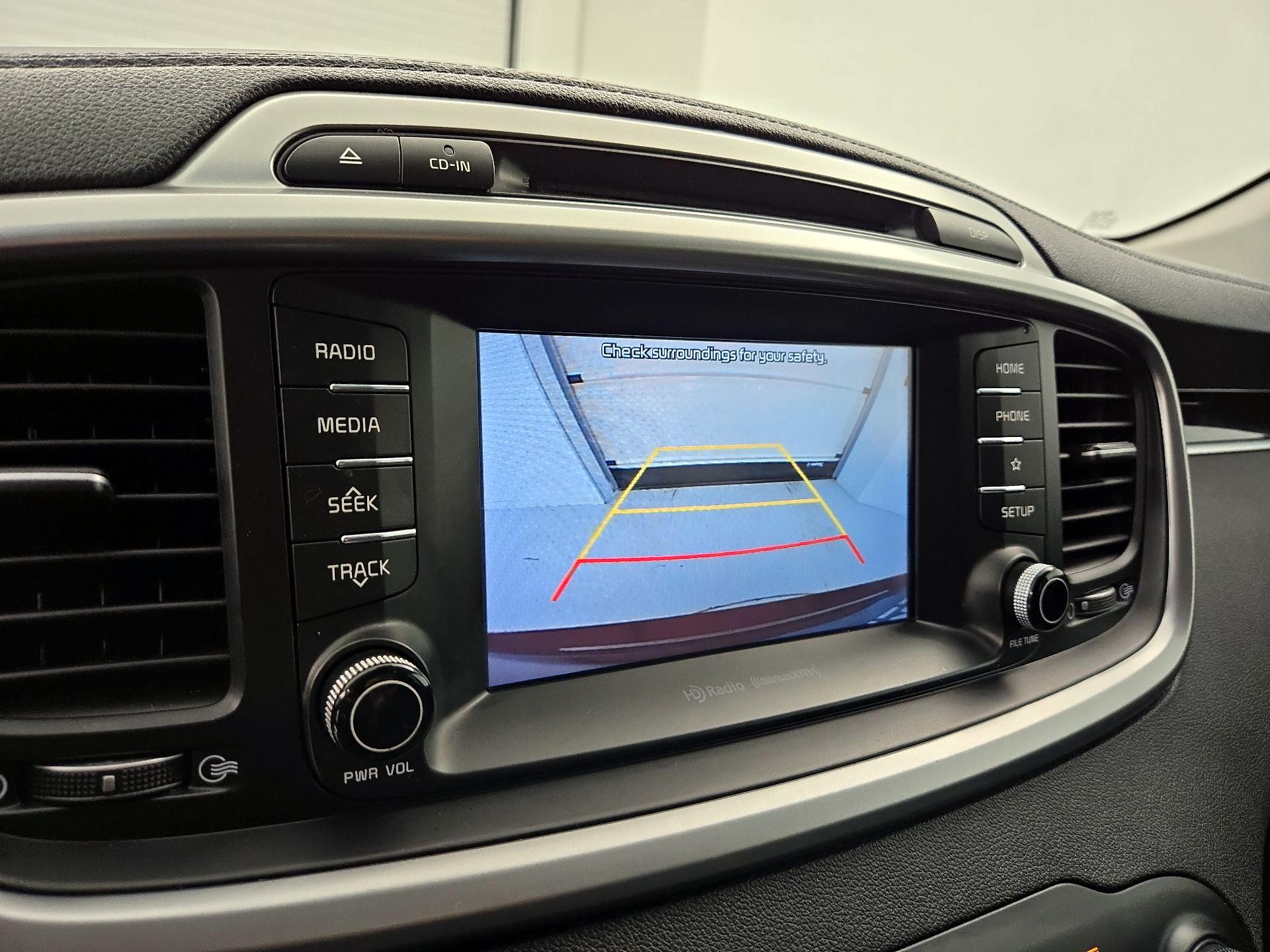 Thumbnail: 2019 Kia Sorento - 14