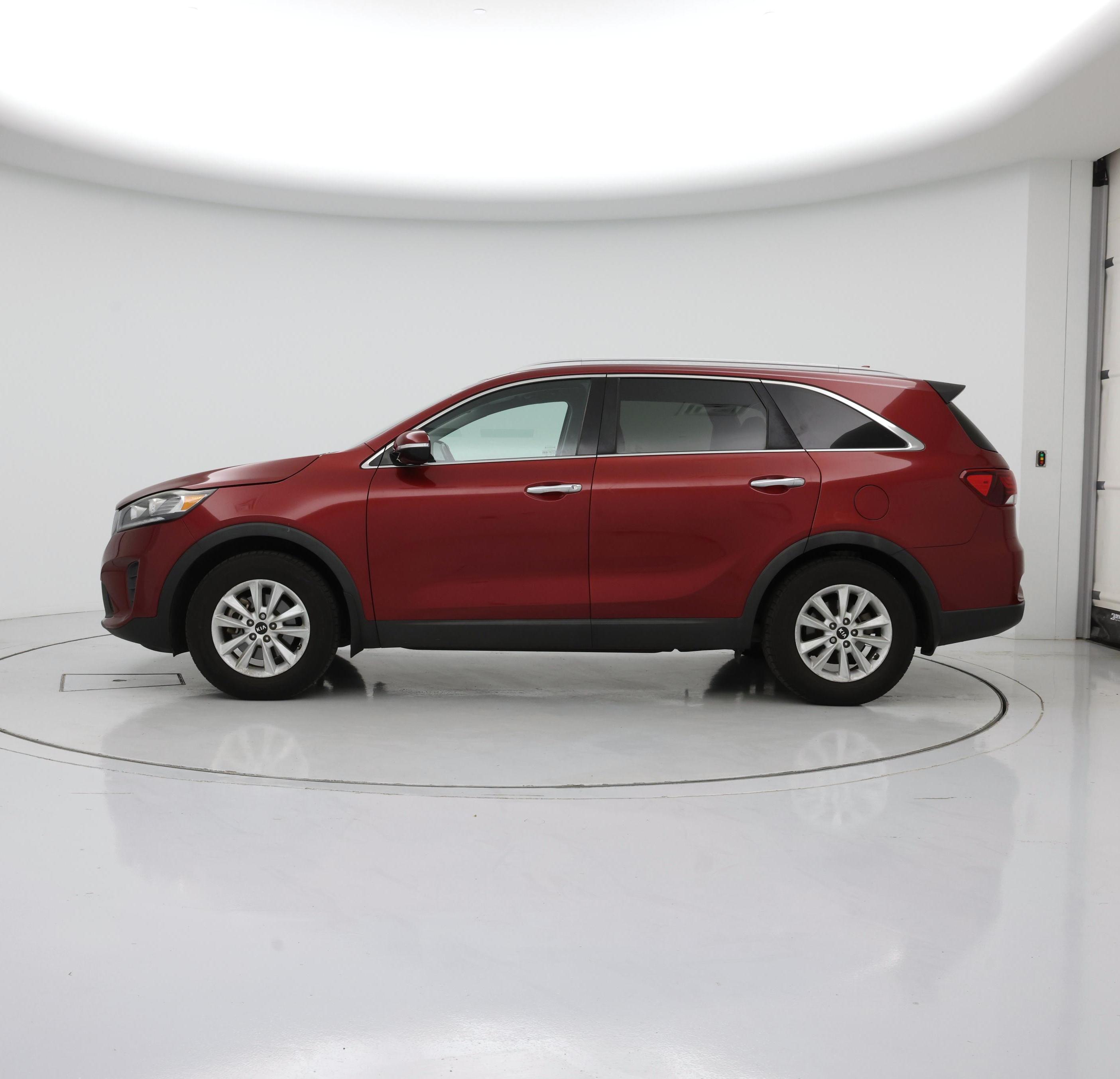 Thumbnail: 2019 Kia Sorento - 3