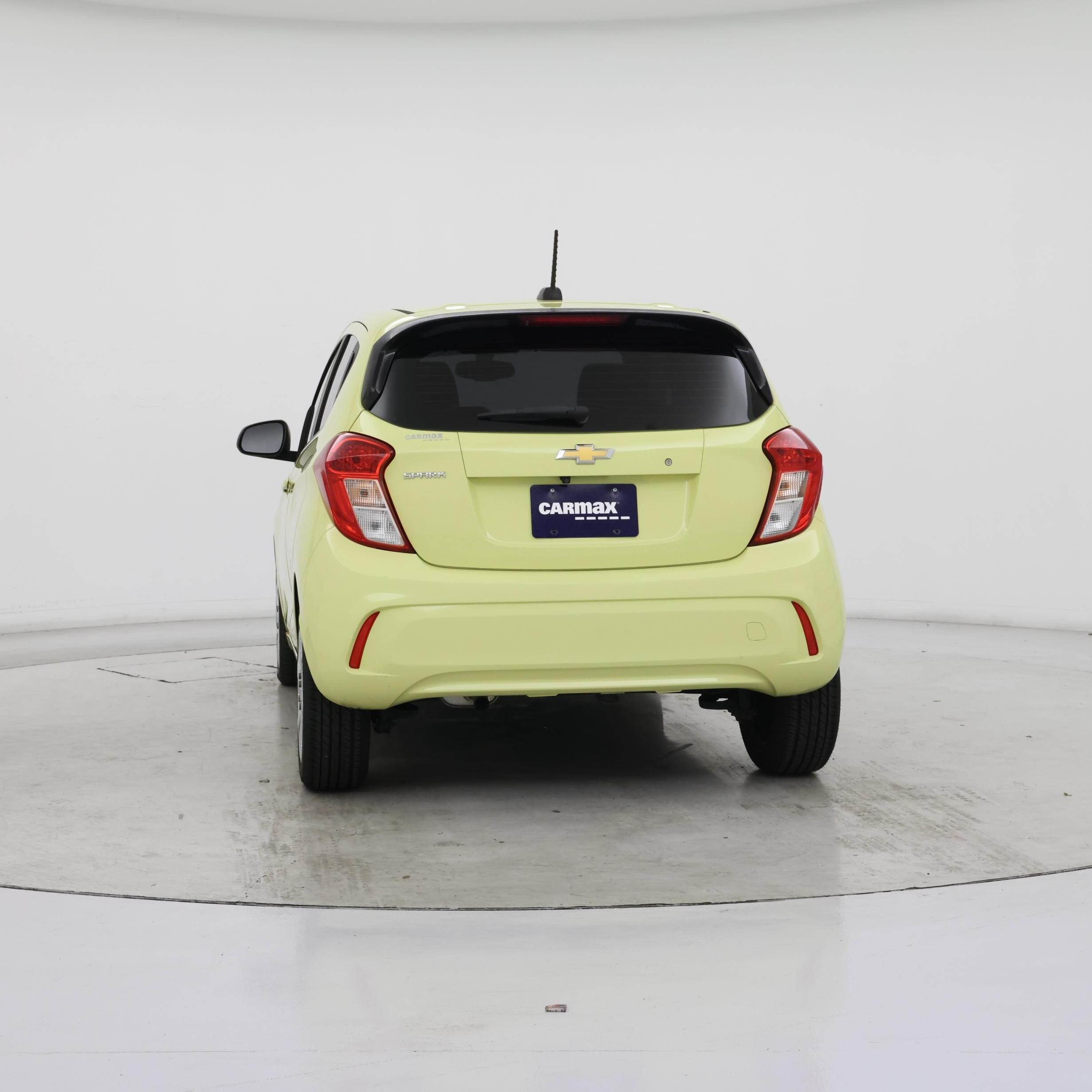 Thumbnail: 2017 Chevrolet Spark - 6
