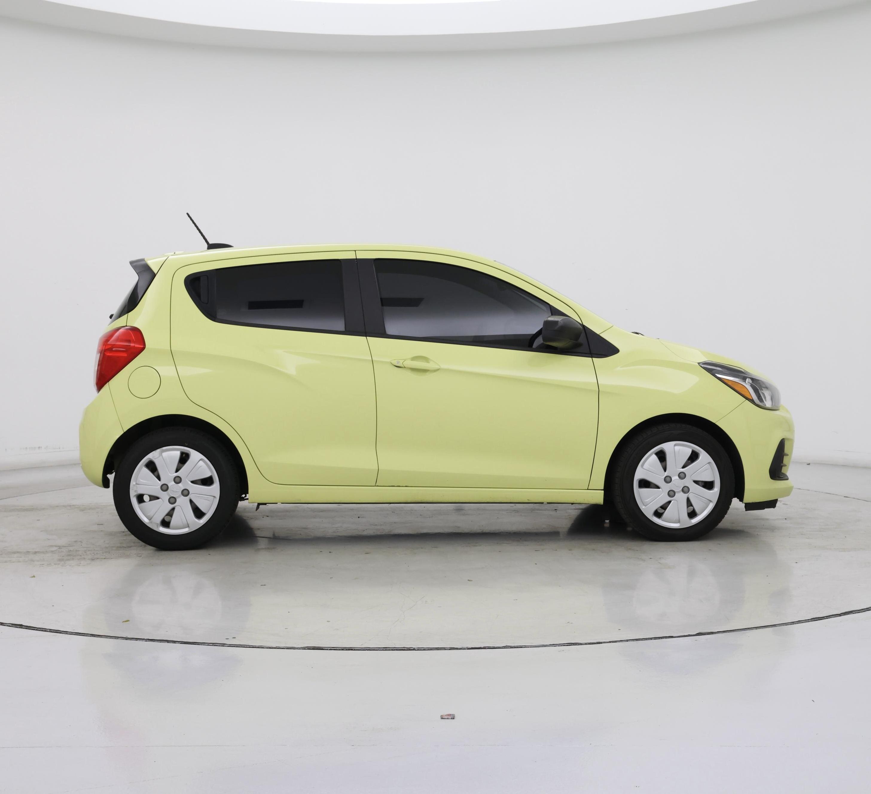 Thumbnail: 2017 Chevrolet Spark - 7