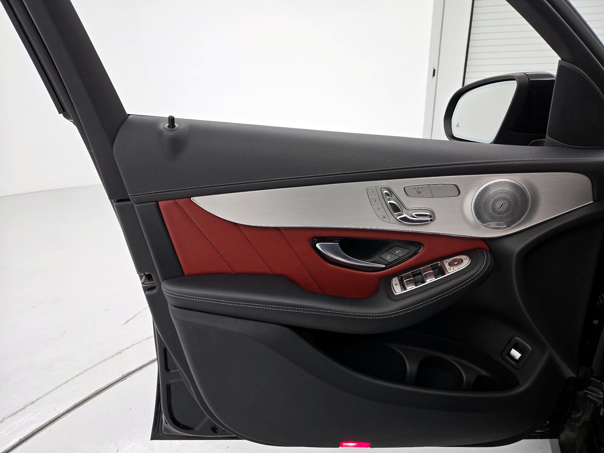 Thumbnail: 2019 Mercedes-Benz GLC - 12