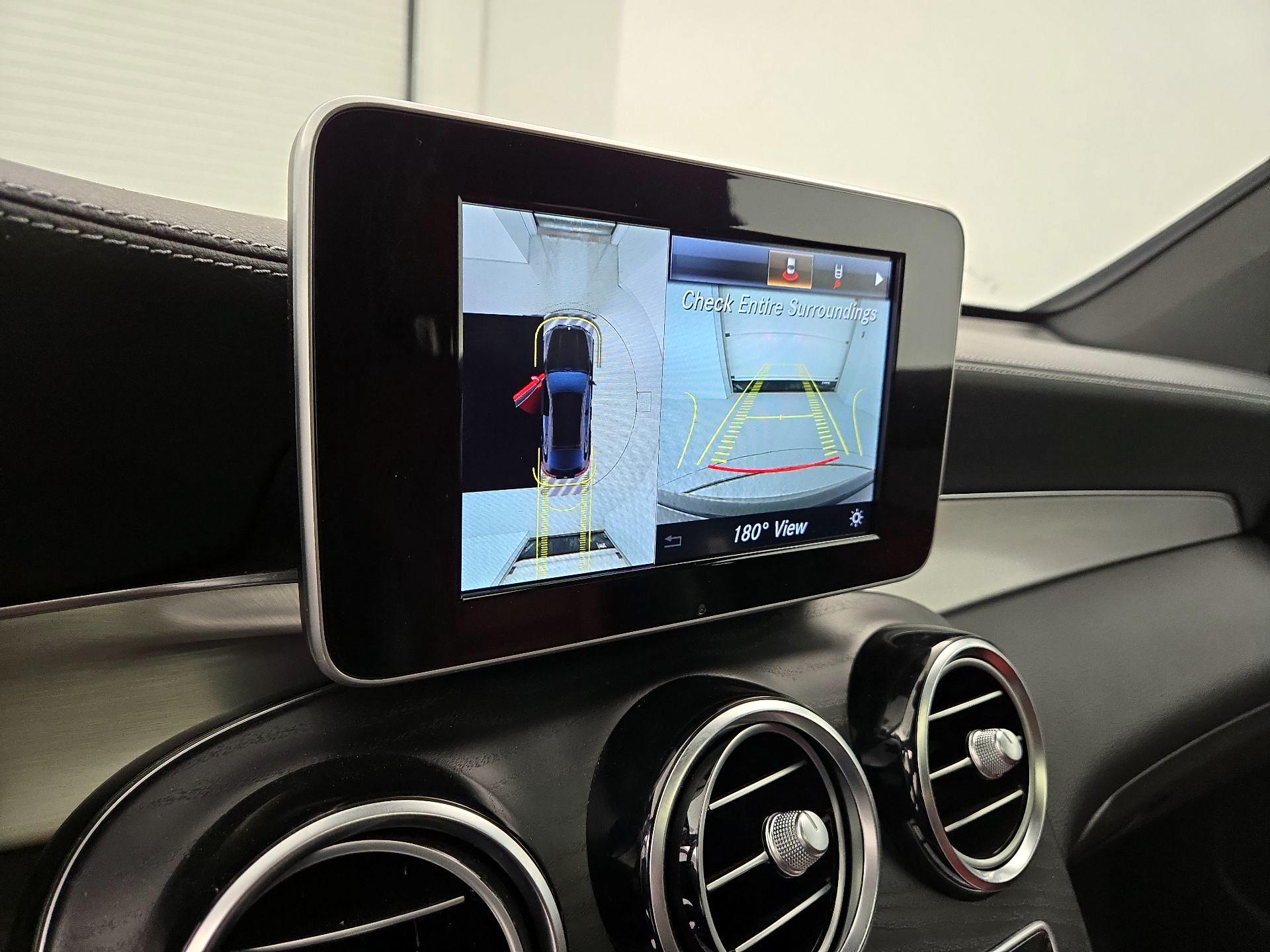 Thumbnail: 2019 Mercedes-Benz GLC - 15
