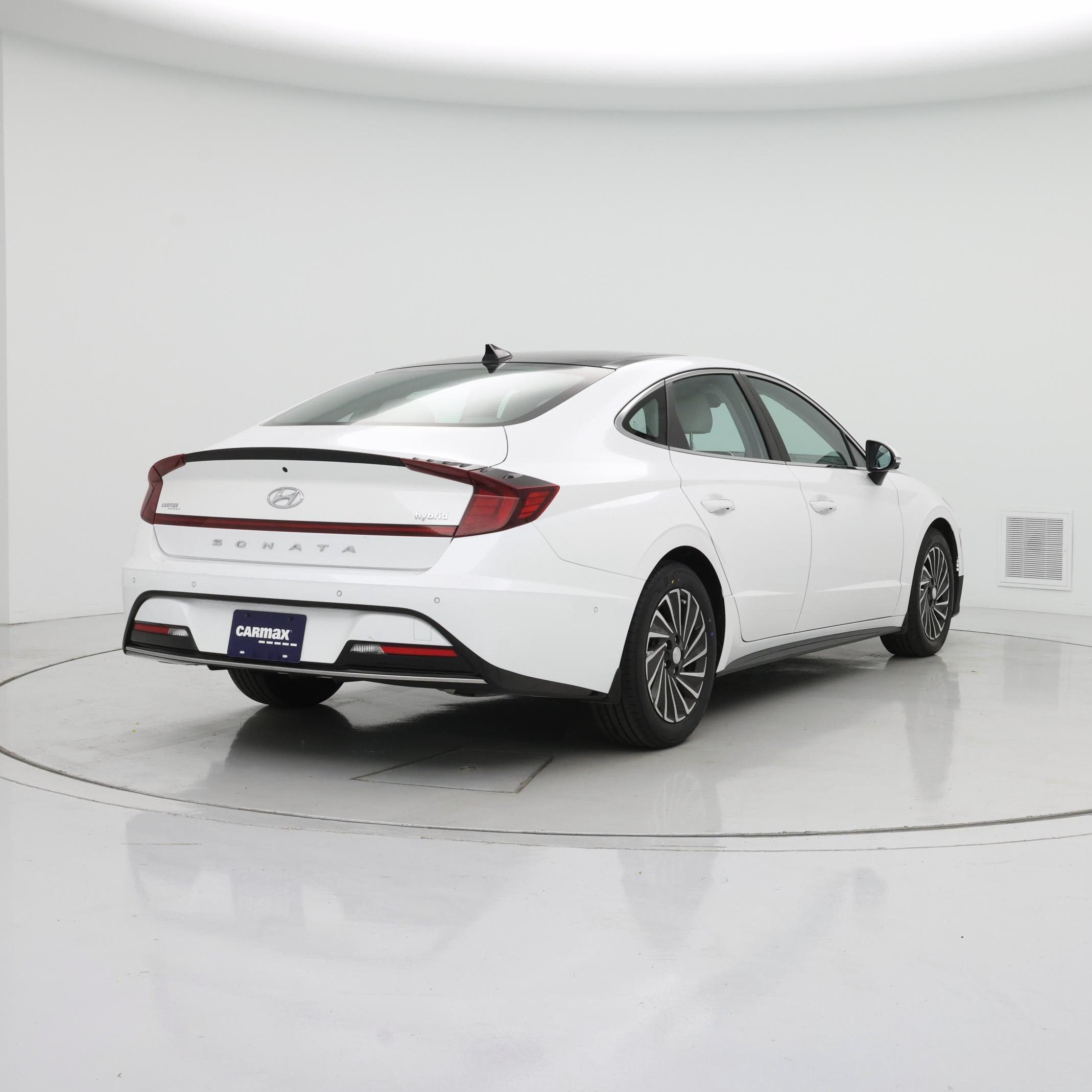 Thumbnail: 2023 Hyundai Sonata - 8