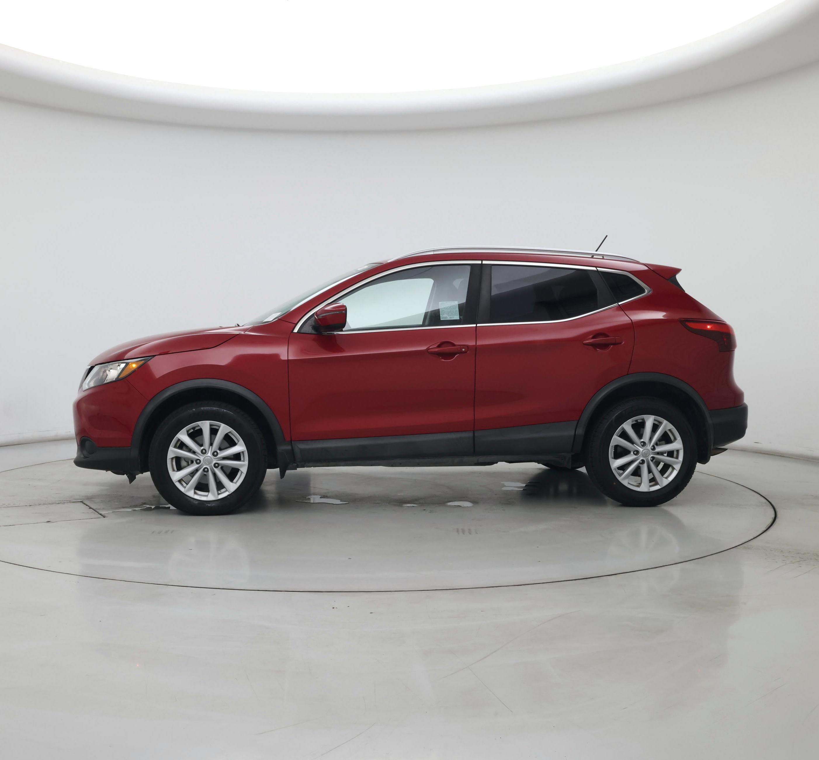Thumbnail: 2017 Nissan Rogue Sport - 3