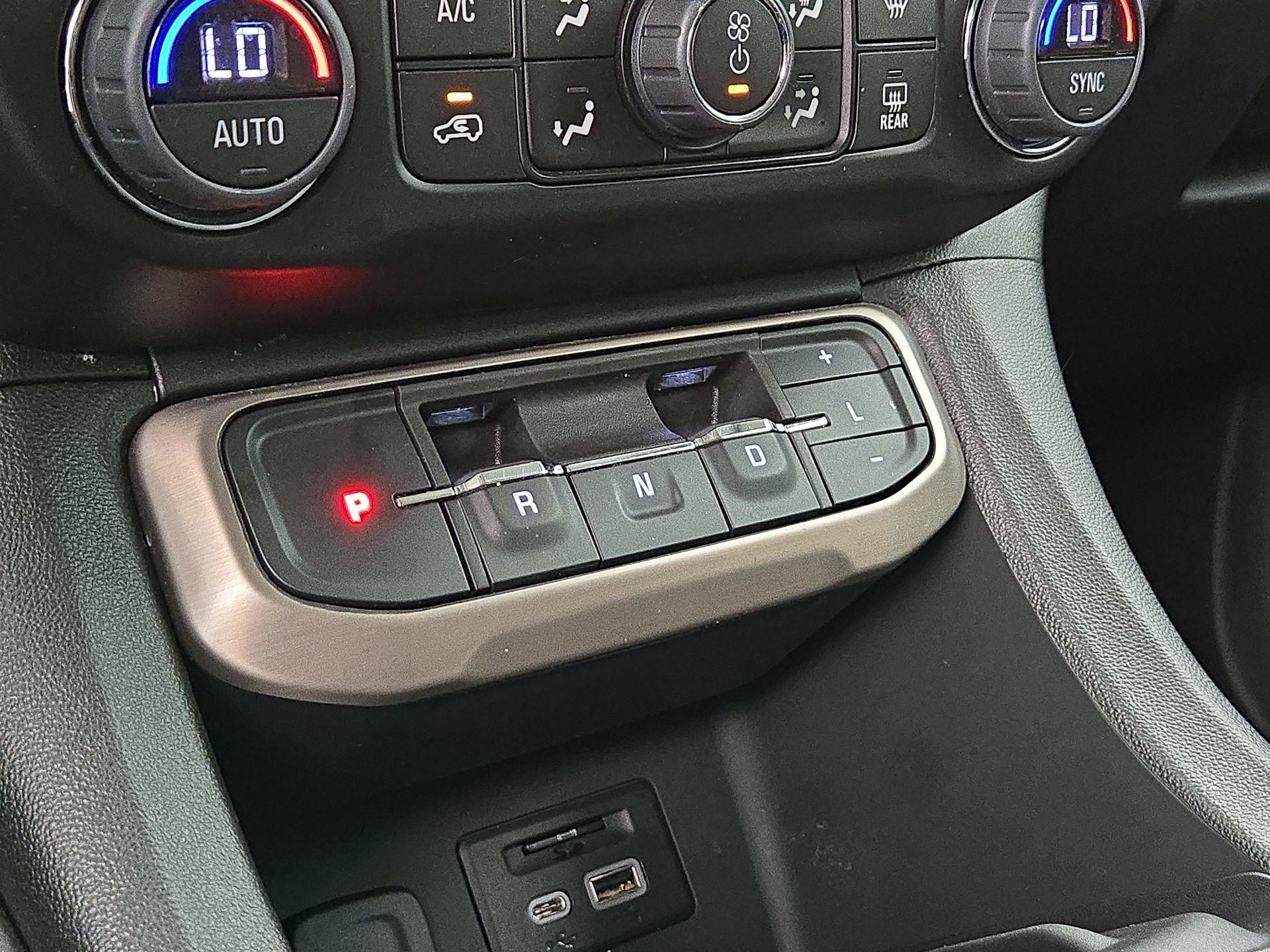 Thumbnail: 2023 GMC Acadia - 18