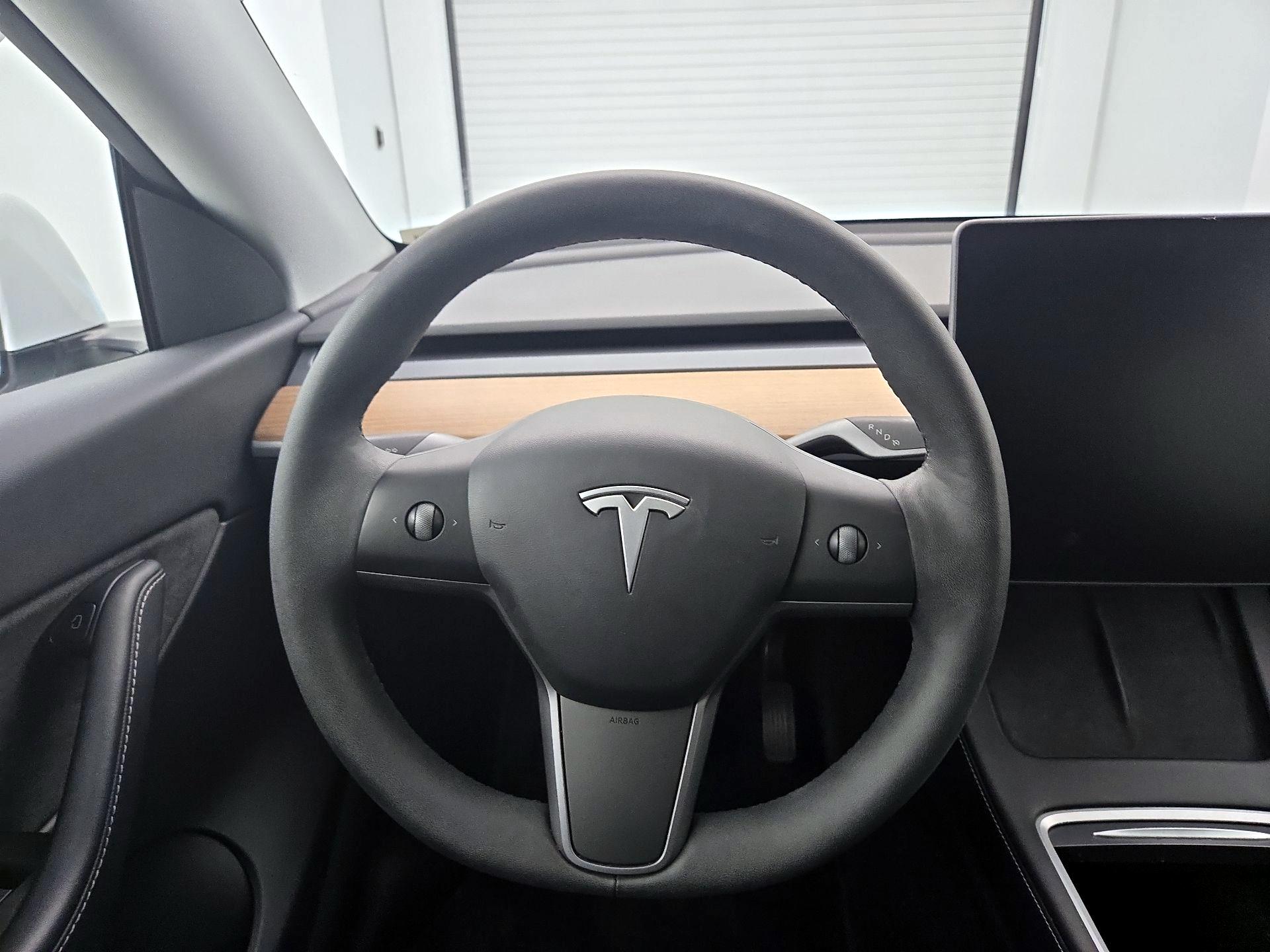 Thumbnail: 2021 Tesla Model Y - 10