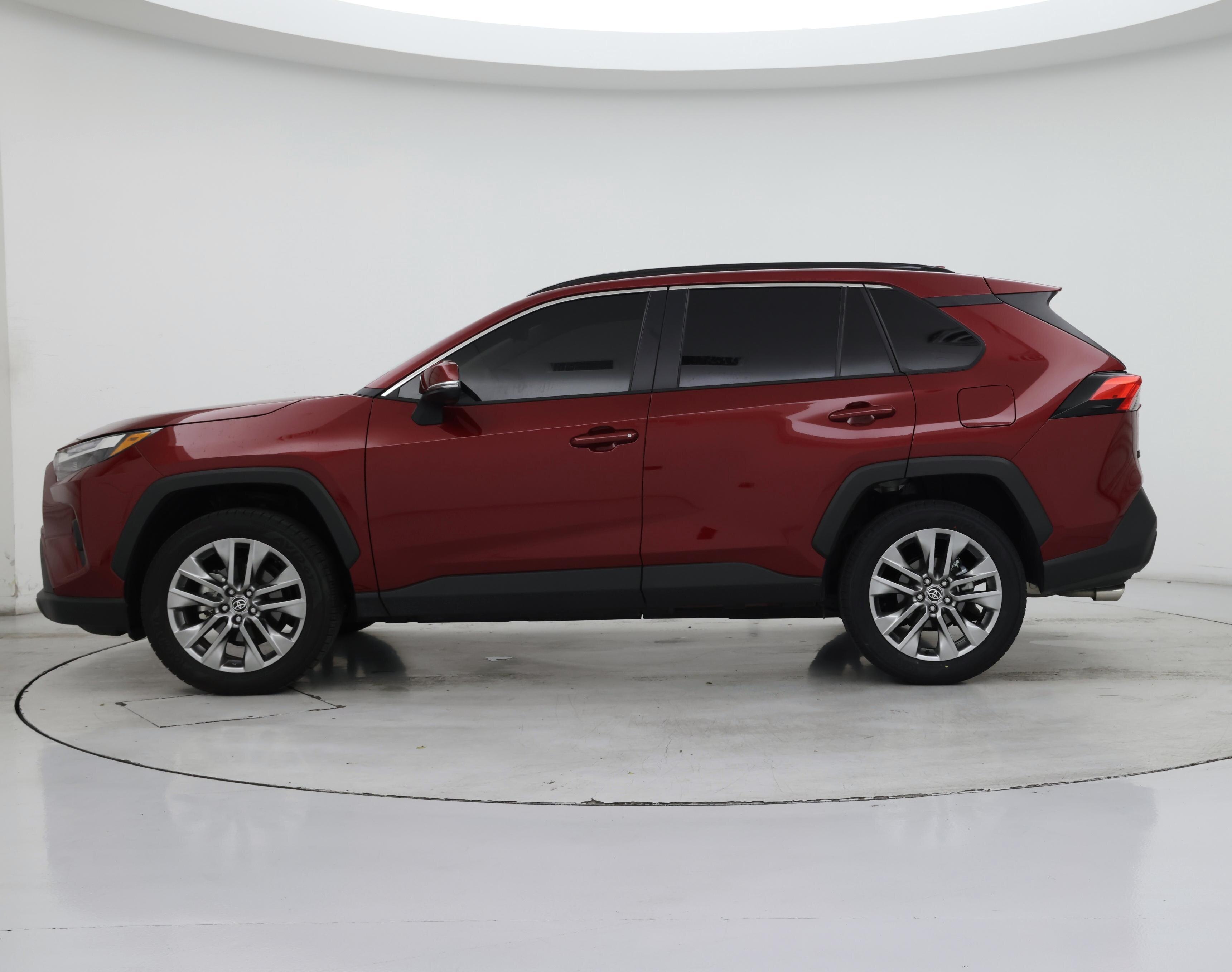 Thumbnail: 2025 Toyota RAV4 - 3