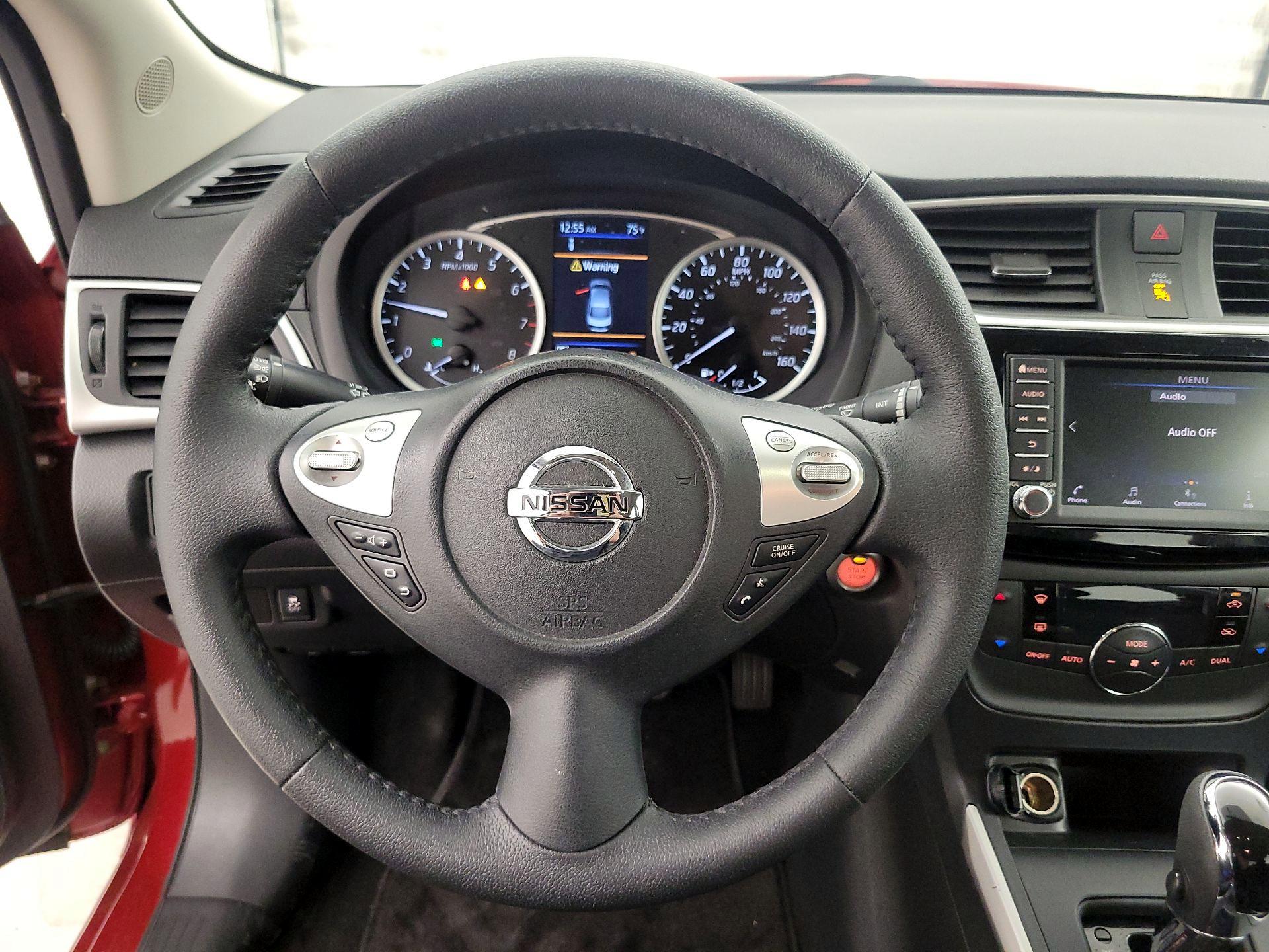 Thumbnail: 2019 Nissan Sentra - 10