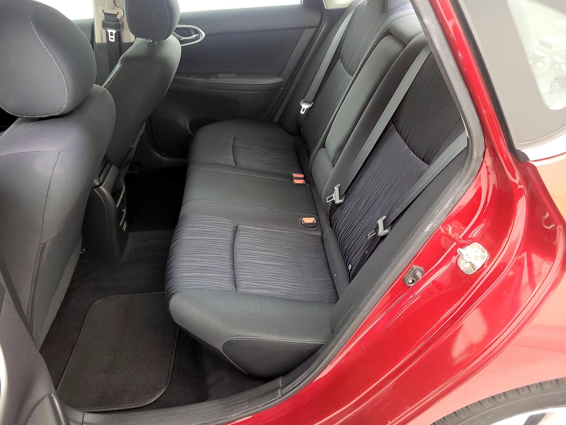 Thumbnail: 2019 Nissan Sentra - 19
