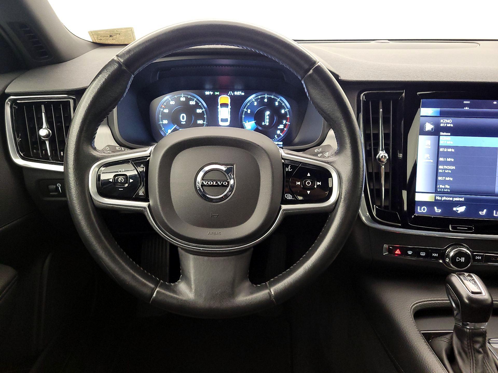 Thumbnail: 2017 Volvo S90 - 10