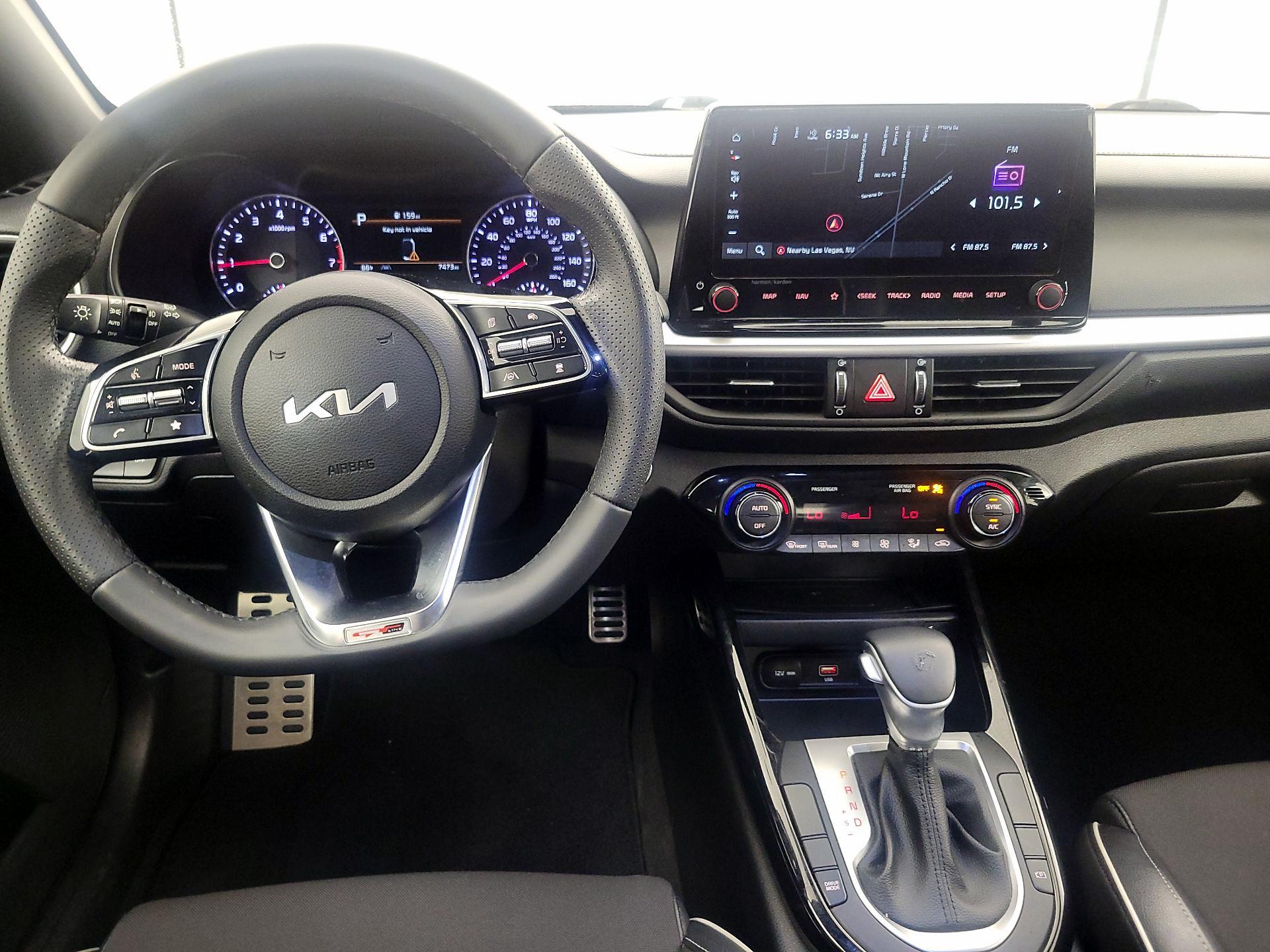 Thumbnail: 2023 Kia Forte - 9