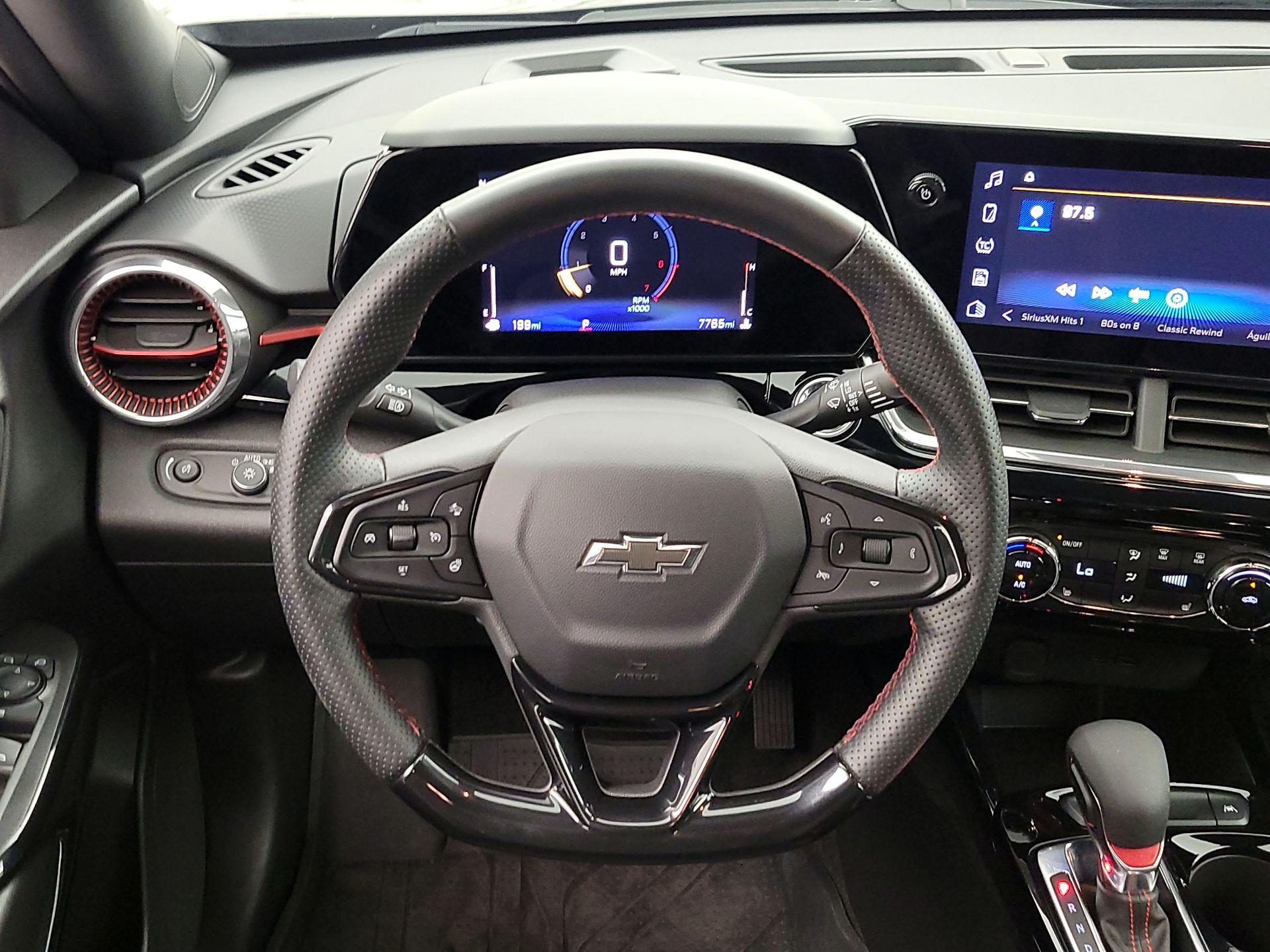 Thumbnail: 2024 Chevrolet Trax - 10