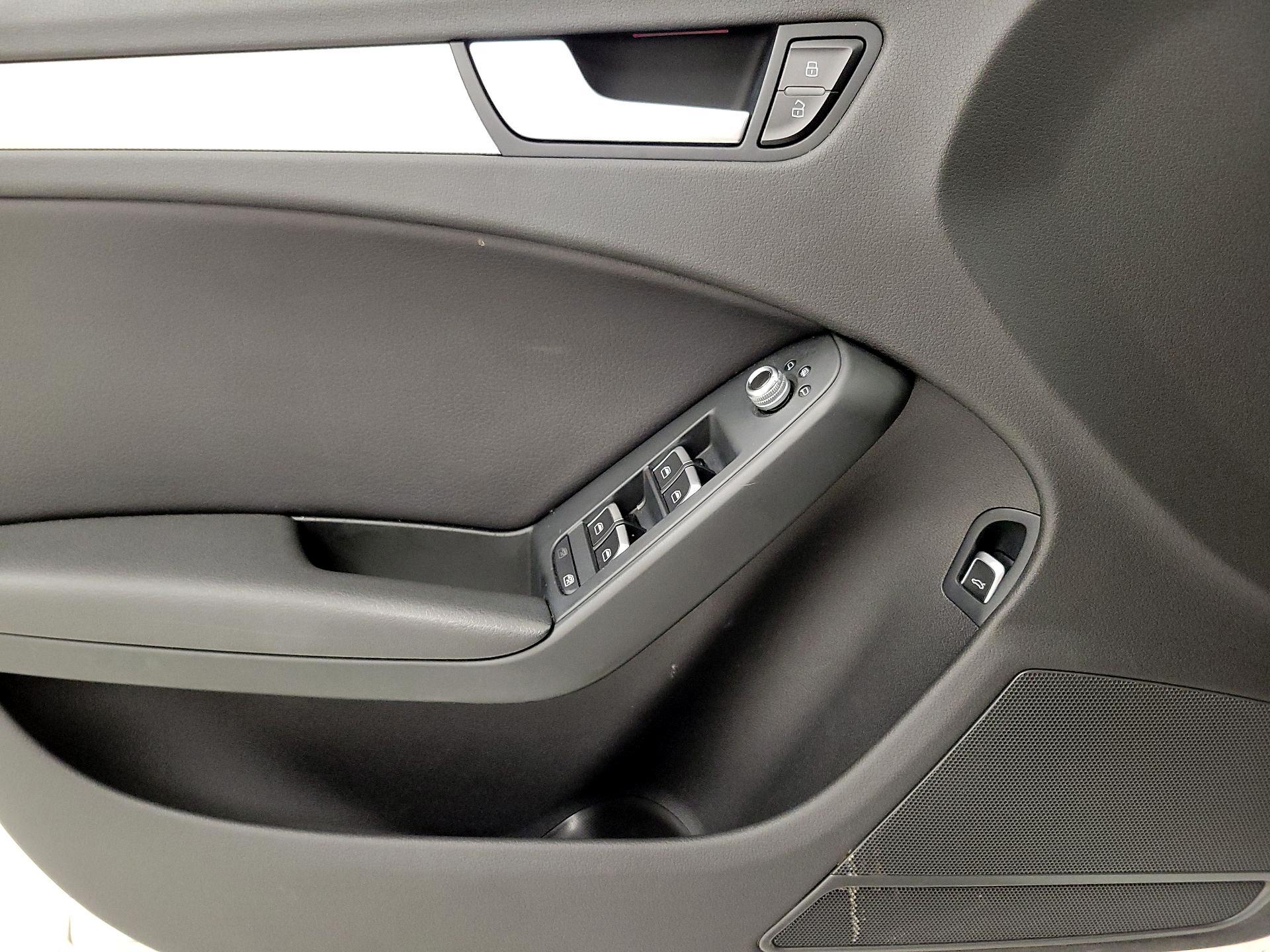 Thumbnail: 2015 Audi A4 - 12