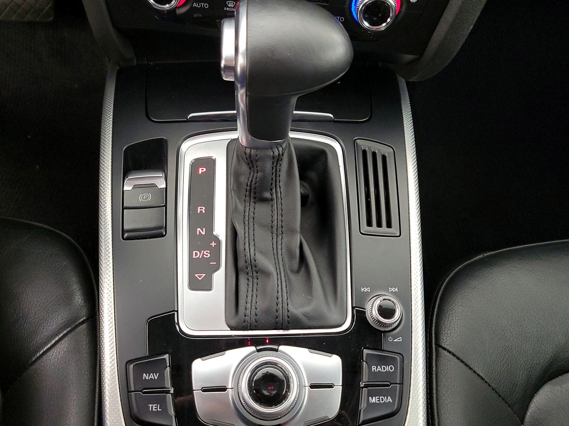 Thumbnail: 2015 Audi A4 - 17