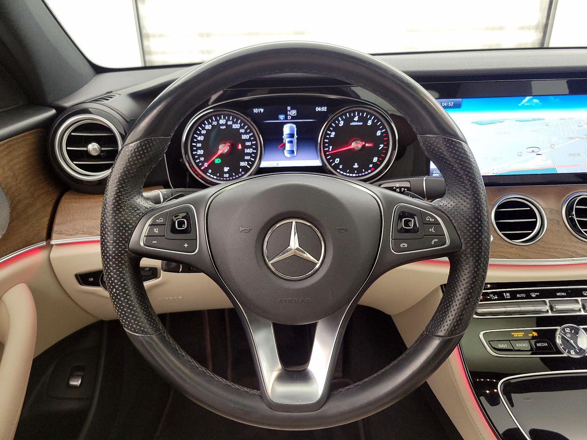 Thumbnail: 2017 Mercedes-Benz E-Class - 10