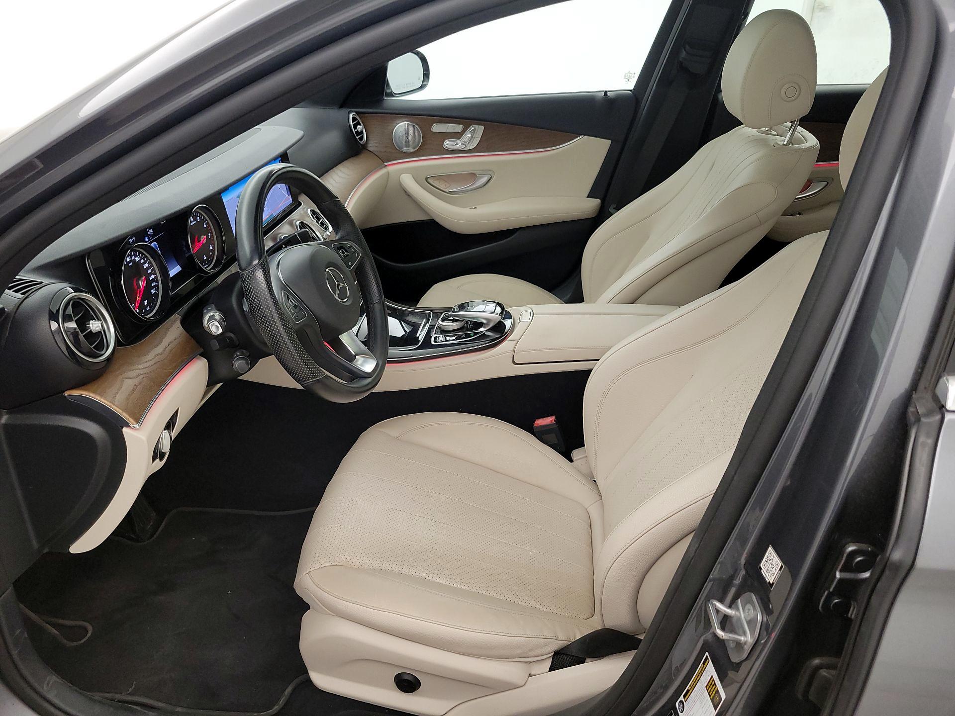 Thumbnail: 2017 Mercedes-Benz E-Class - 11