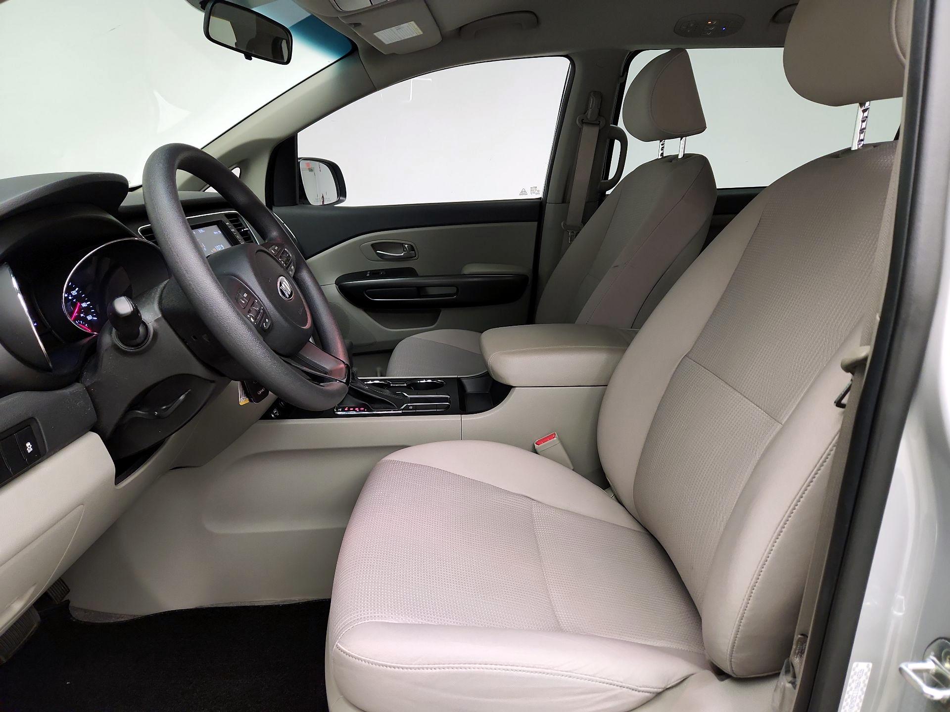 Thumbnail: 2021 Kia Sedona - 11